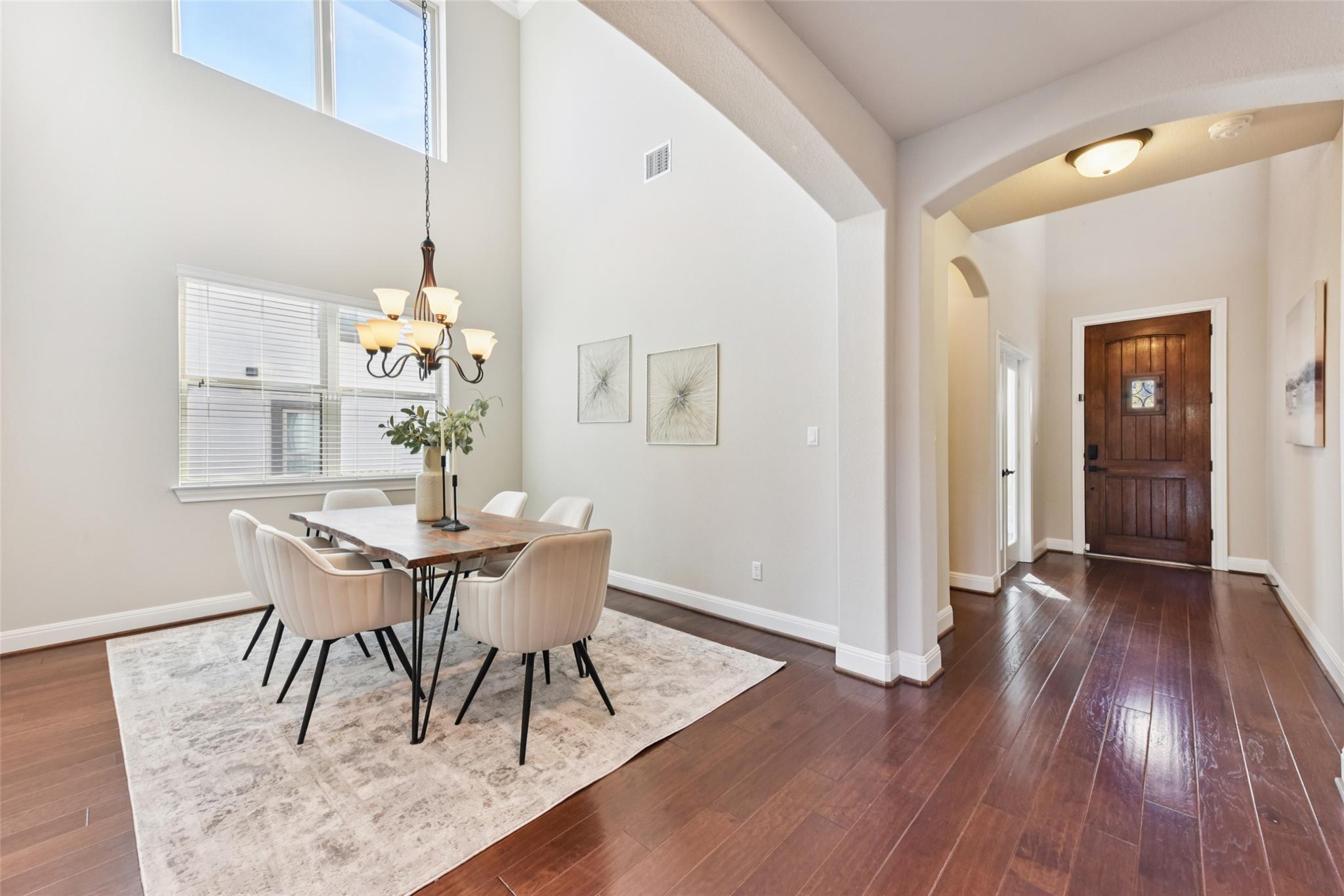 5629 Siragusa DR