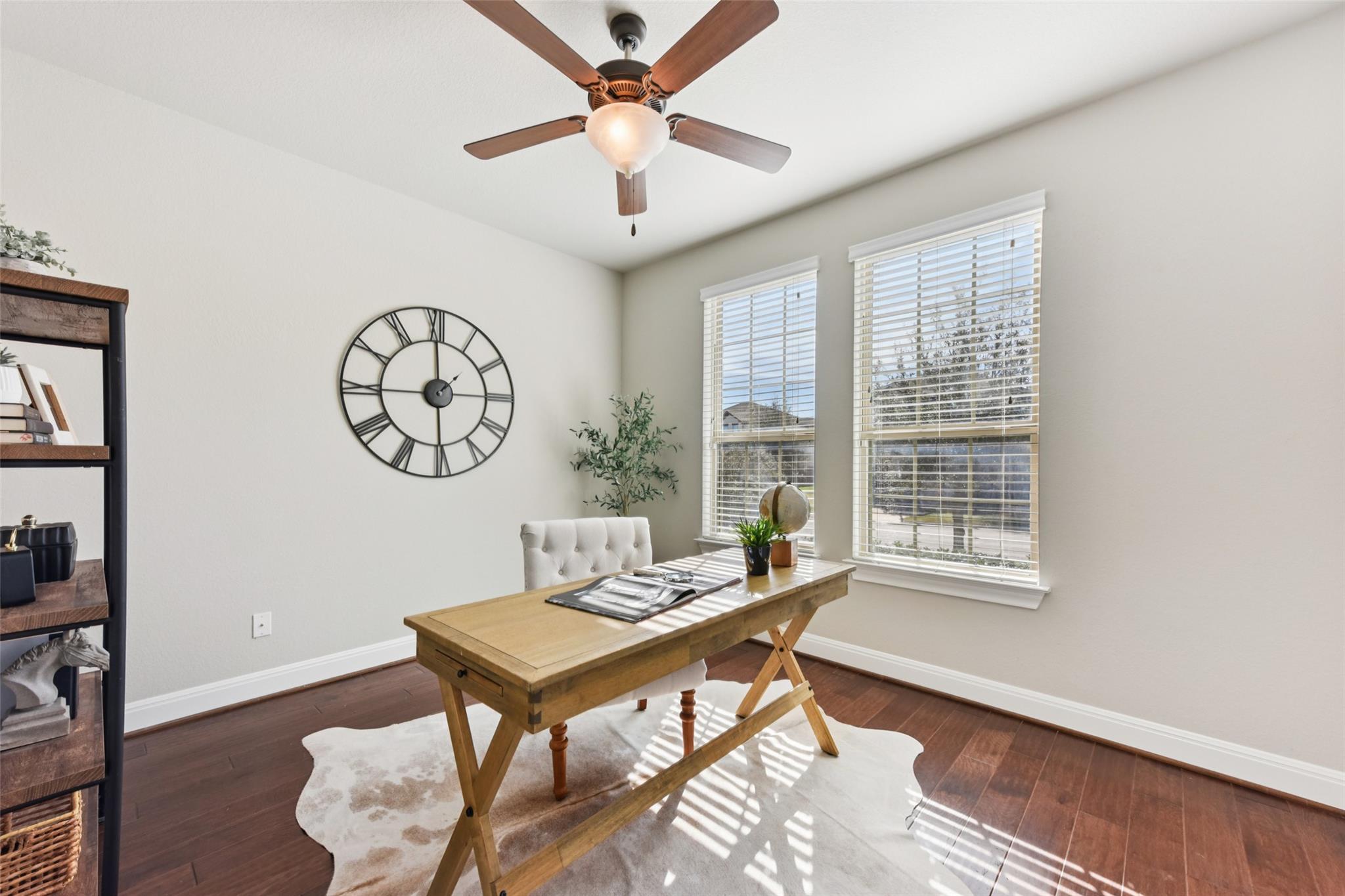 5629 Siragusa DR
