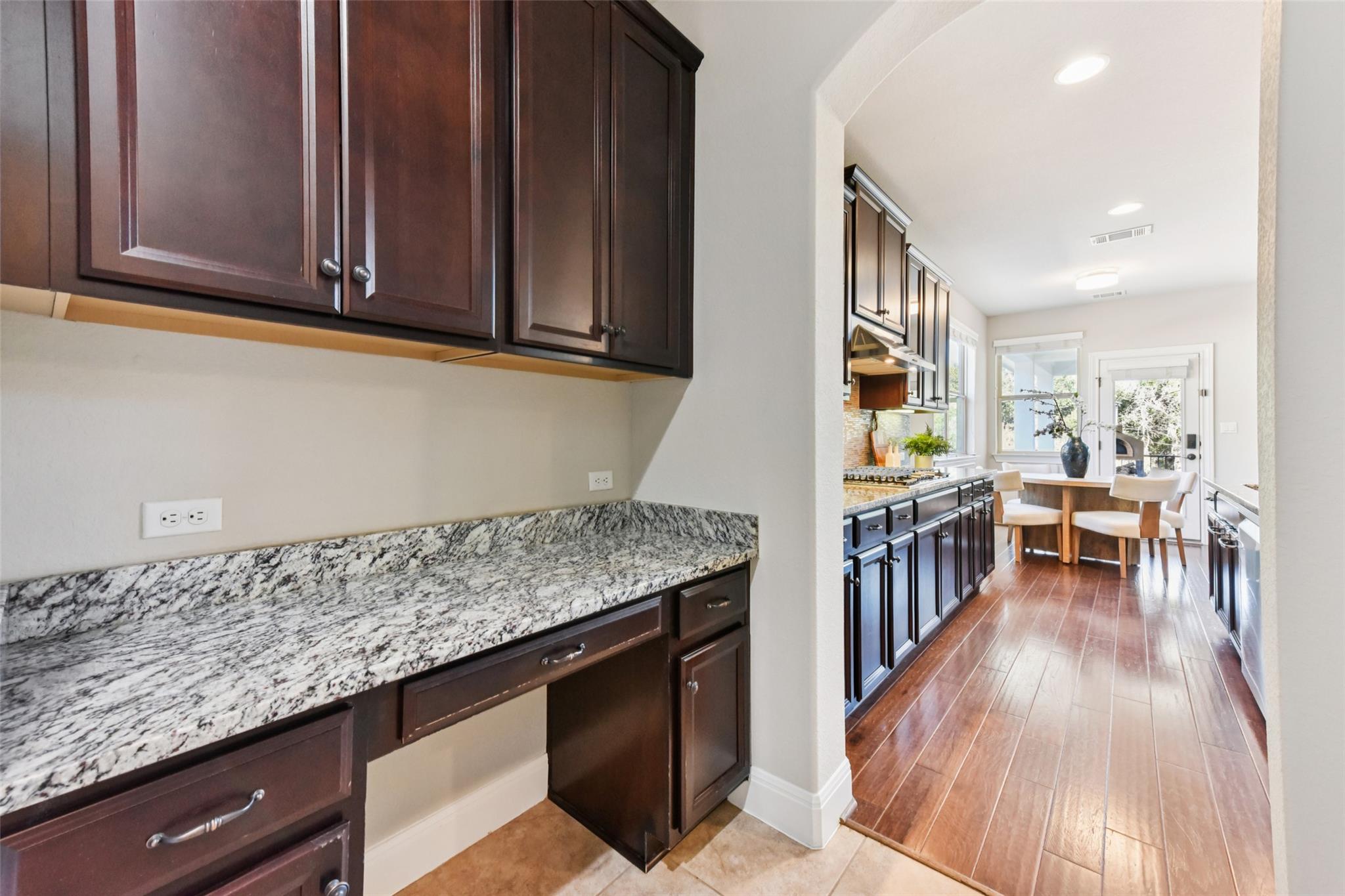 5629 Siragusa DR