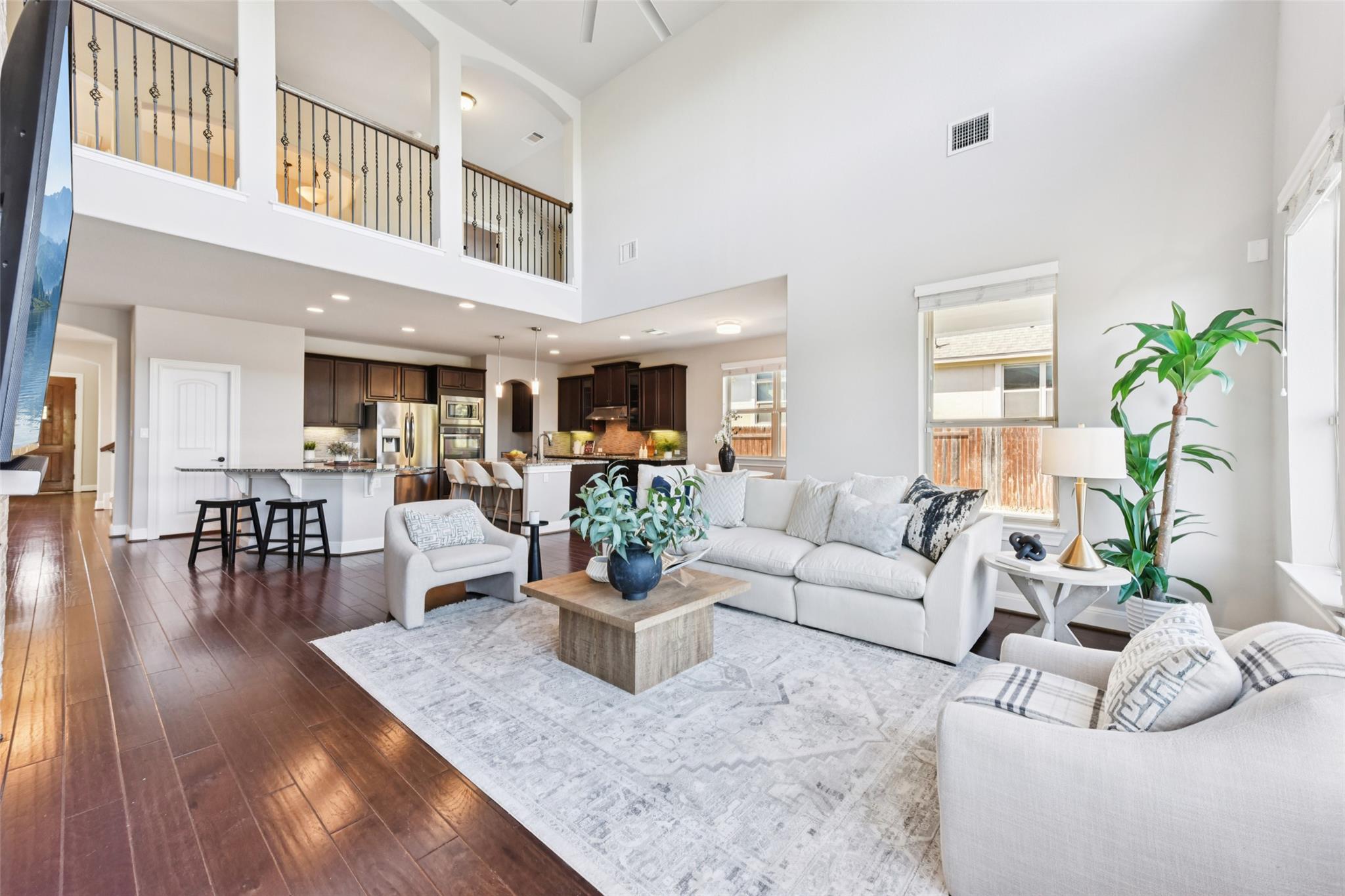 5629 Siragusa DR