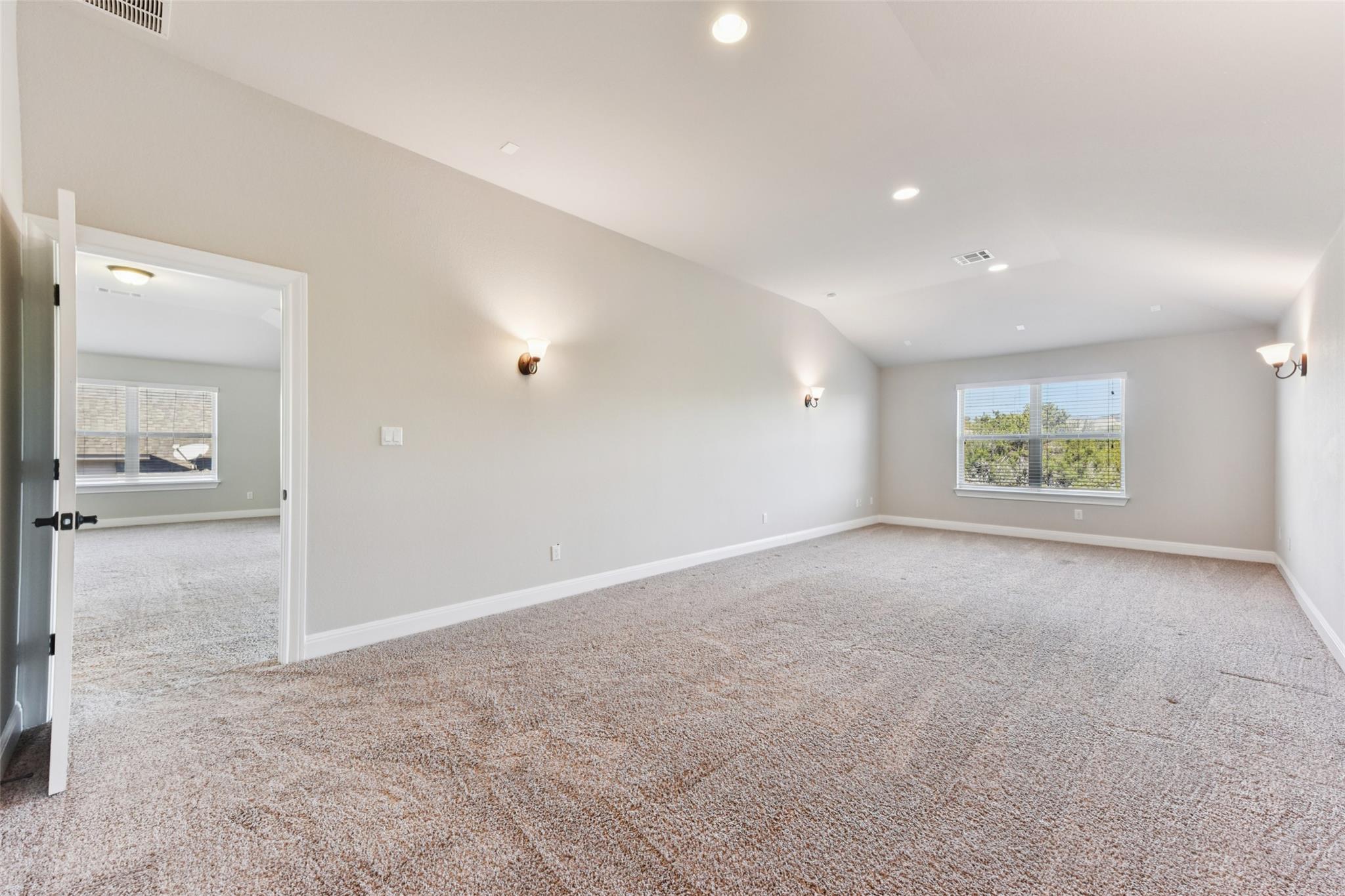 5629 Siragusa DR
