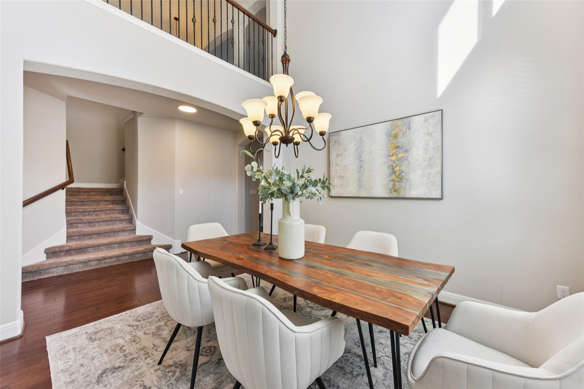5629 Siragusa DR