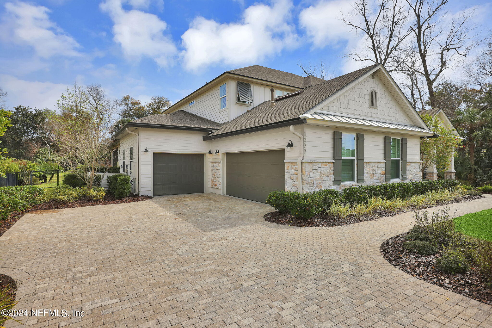 1377 N LOOP Parkway