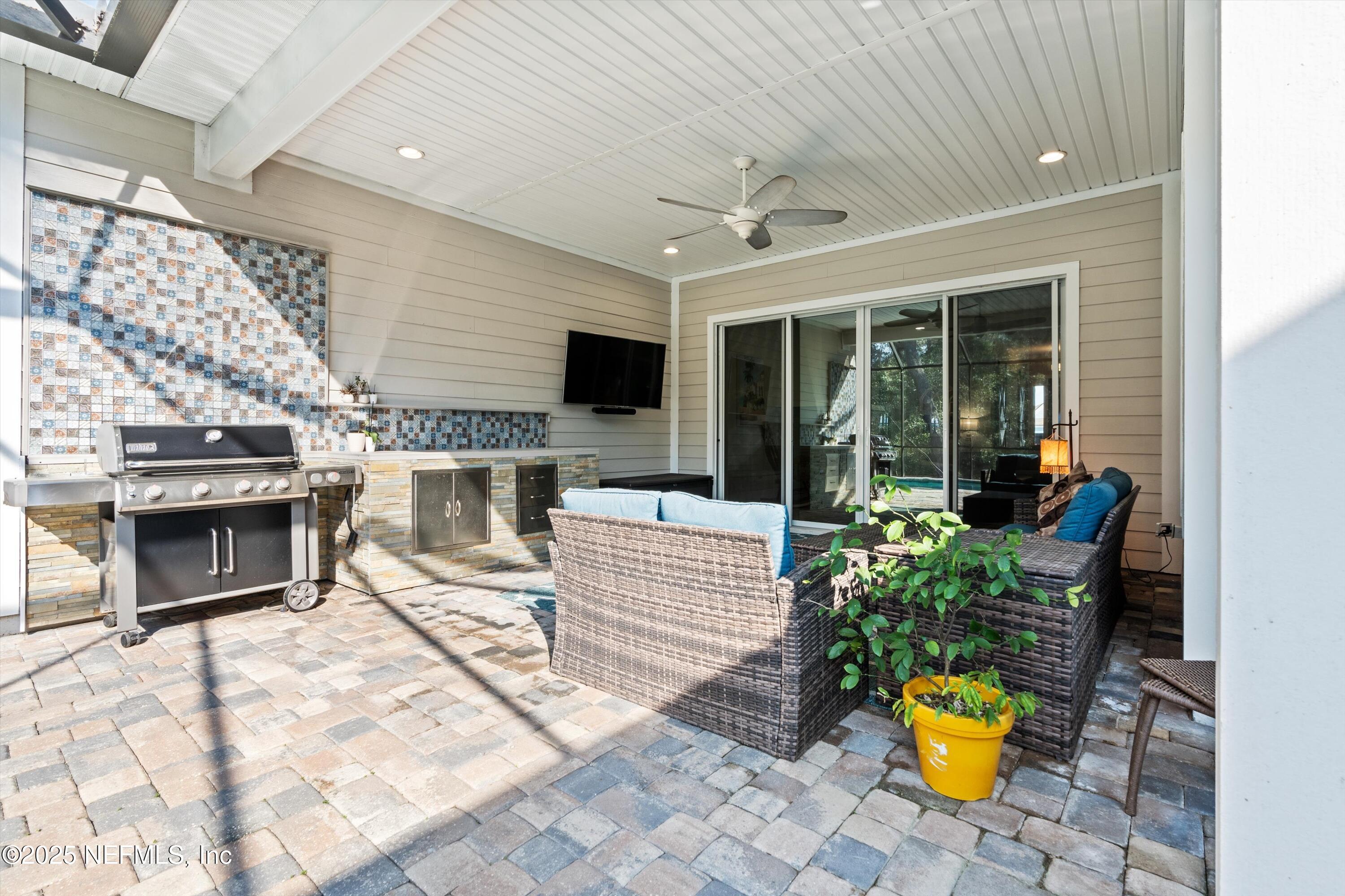 161 RED TWIG Way
