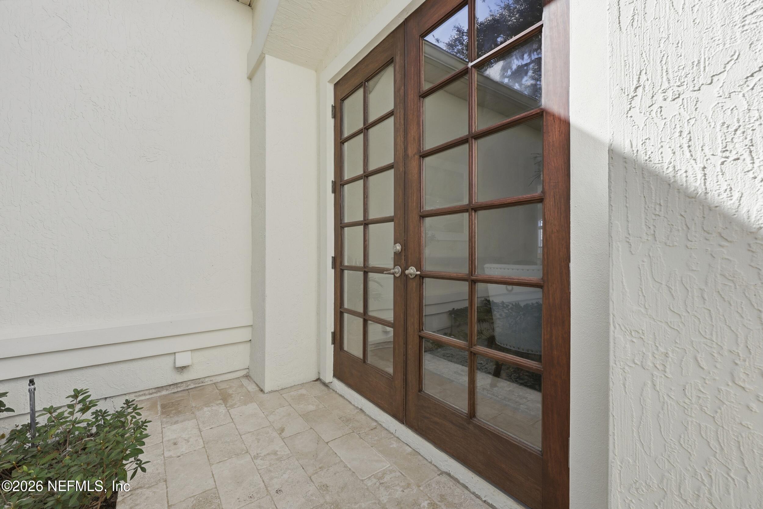 533 HONEY LOCUST Lane