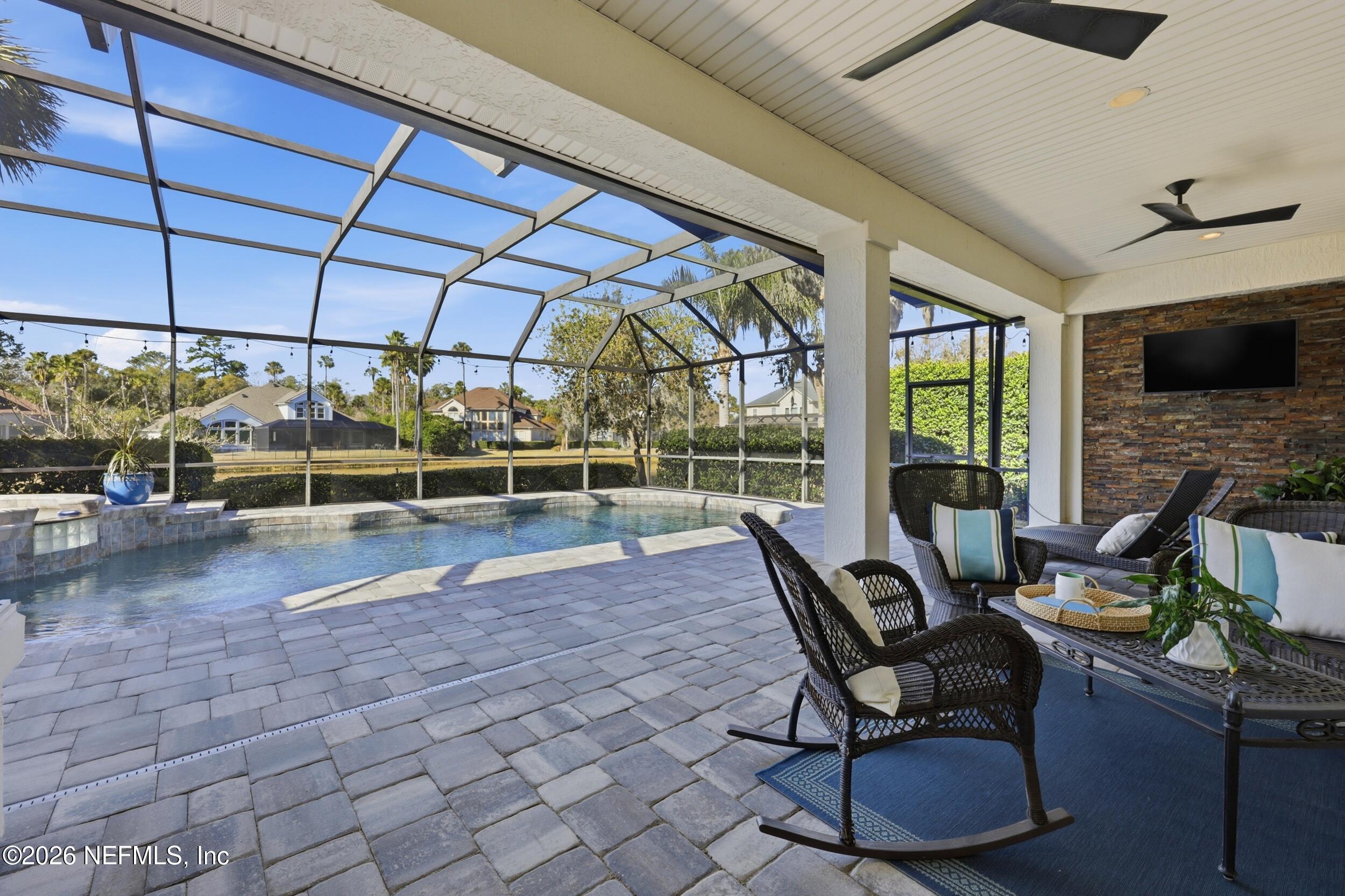 533 HONEY LOCUST Lane