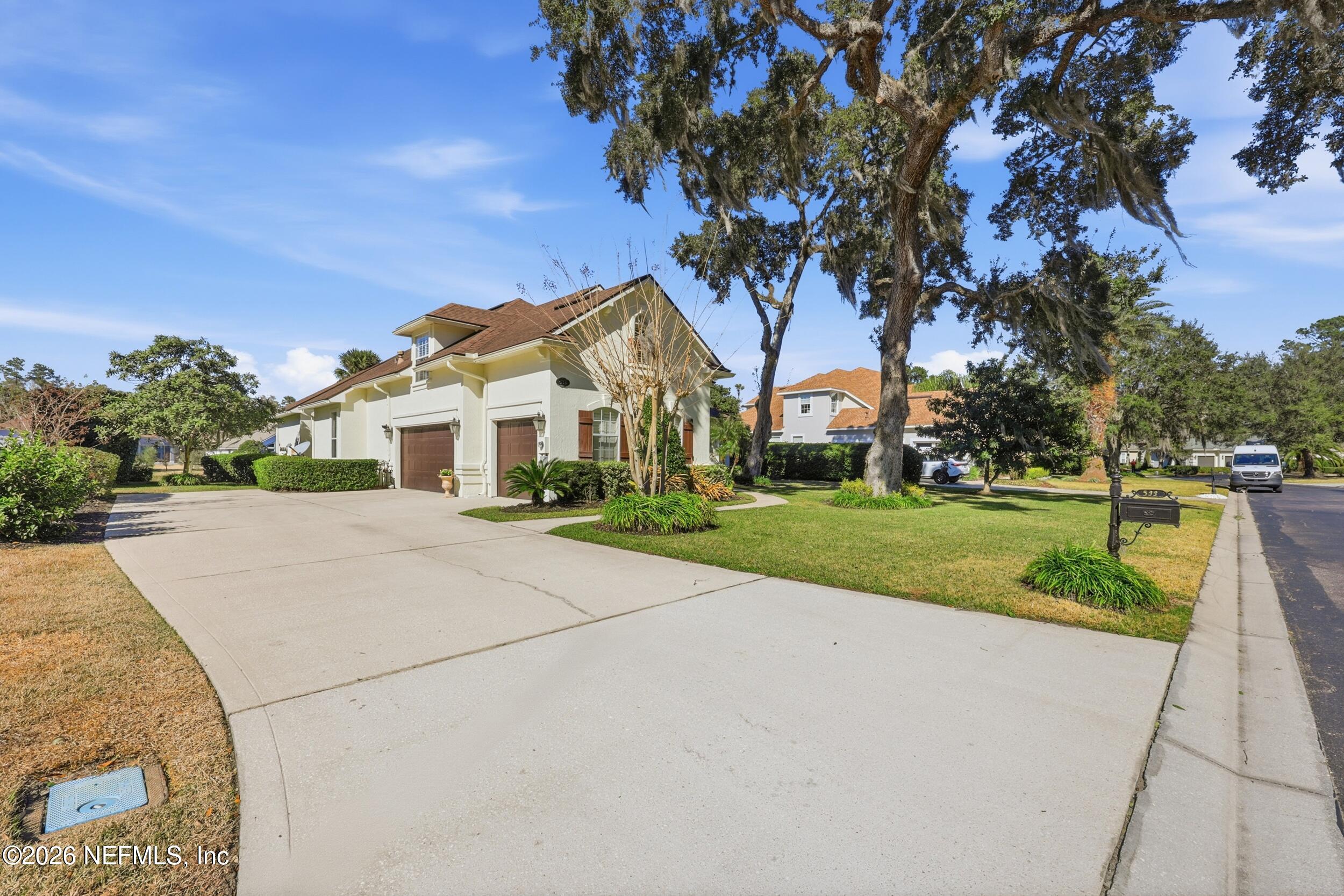 533 HONEY LOCUST Lane
