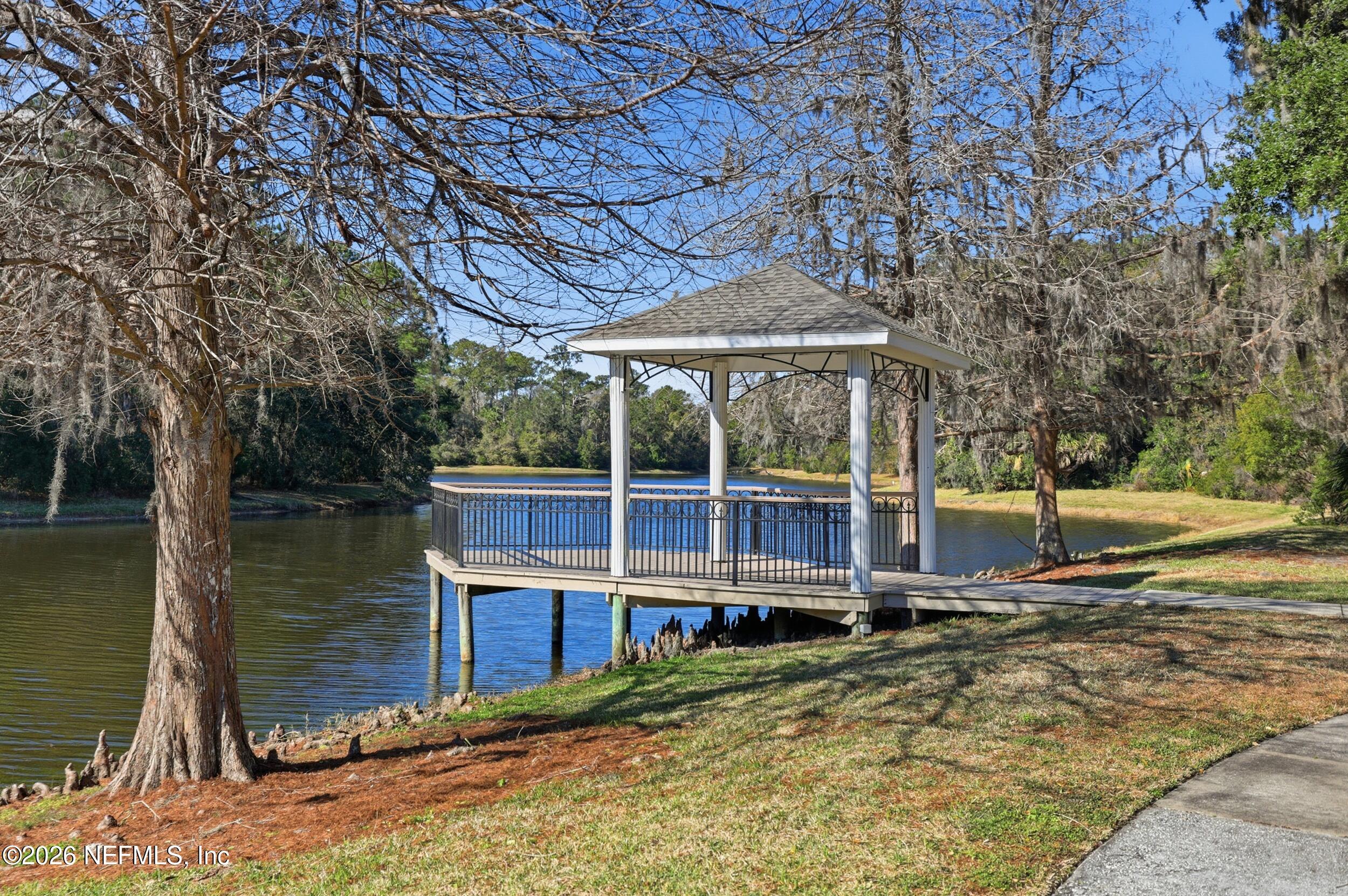 533 HONEY LOCUST Lane
