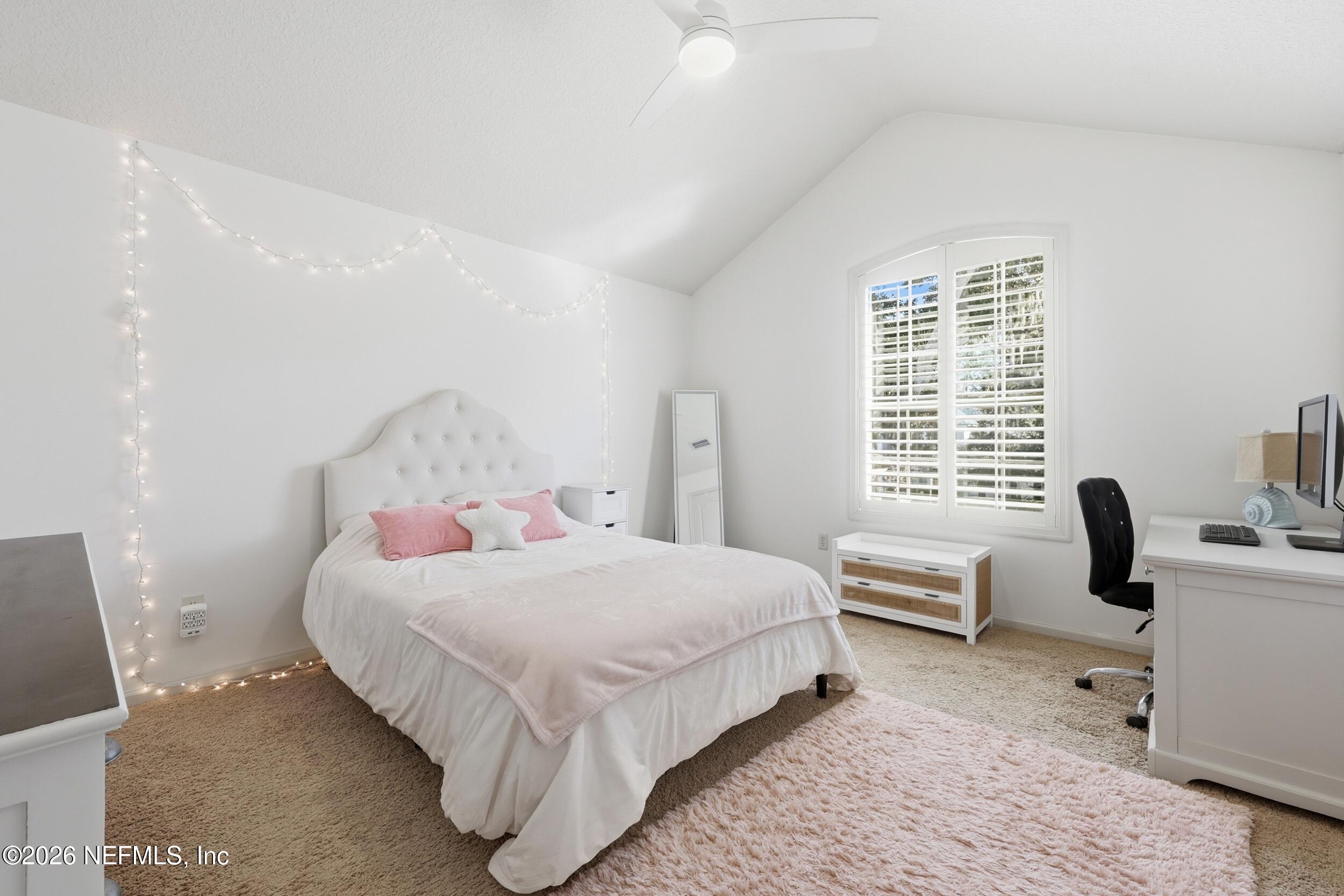 533 HONEY LOCUST Lane