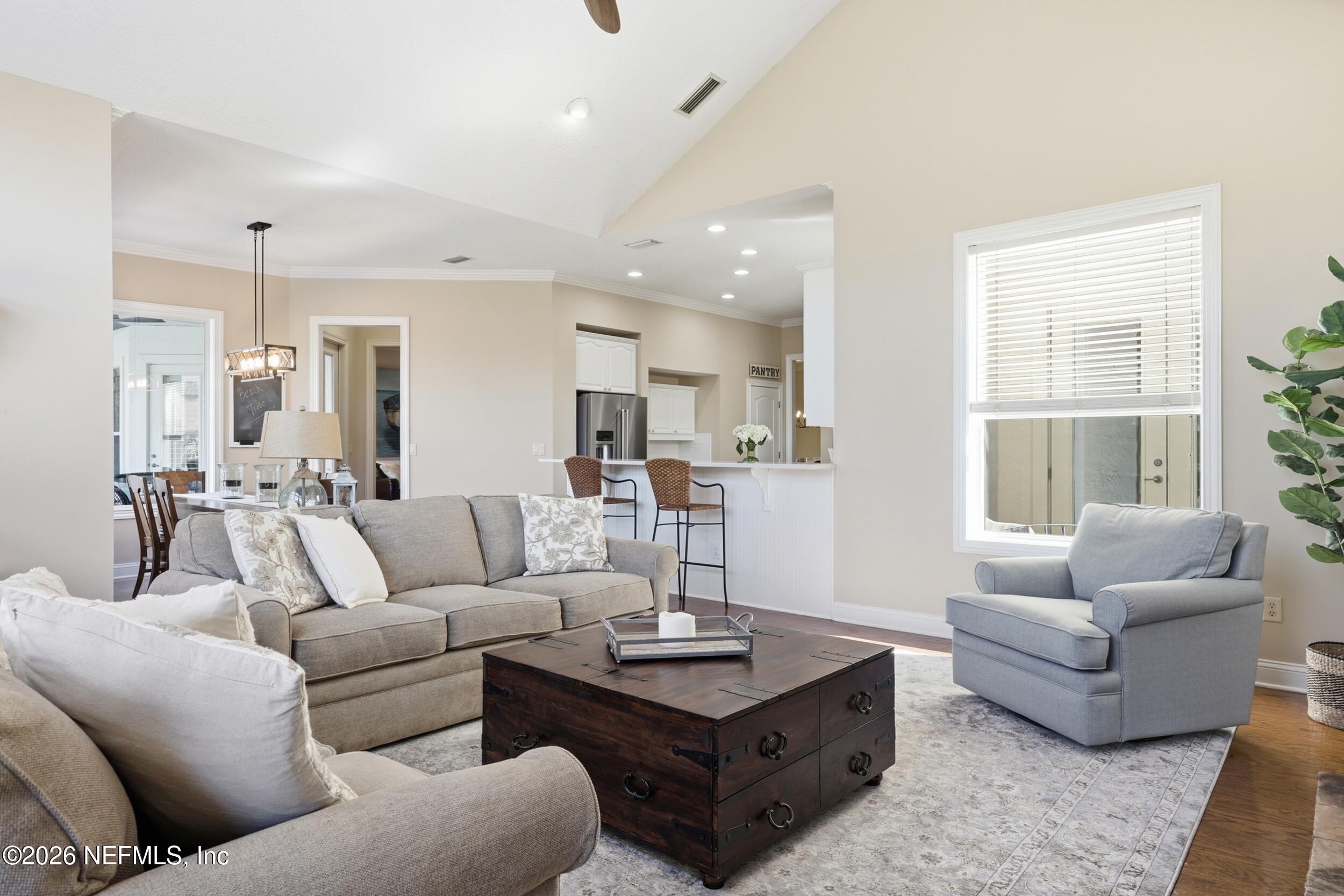 533 HONEY LOCUST Lane