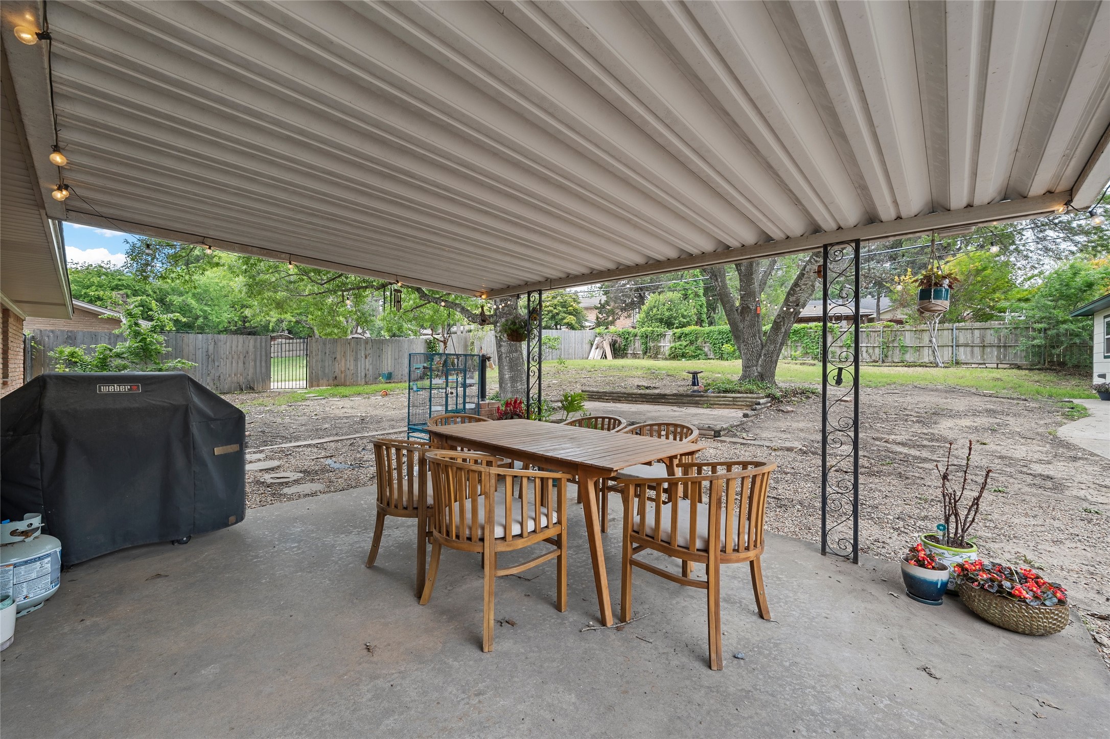 600 Wooded Crest