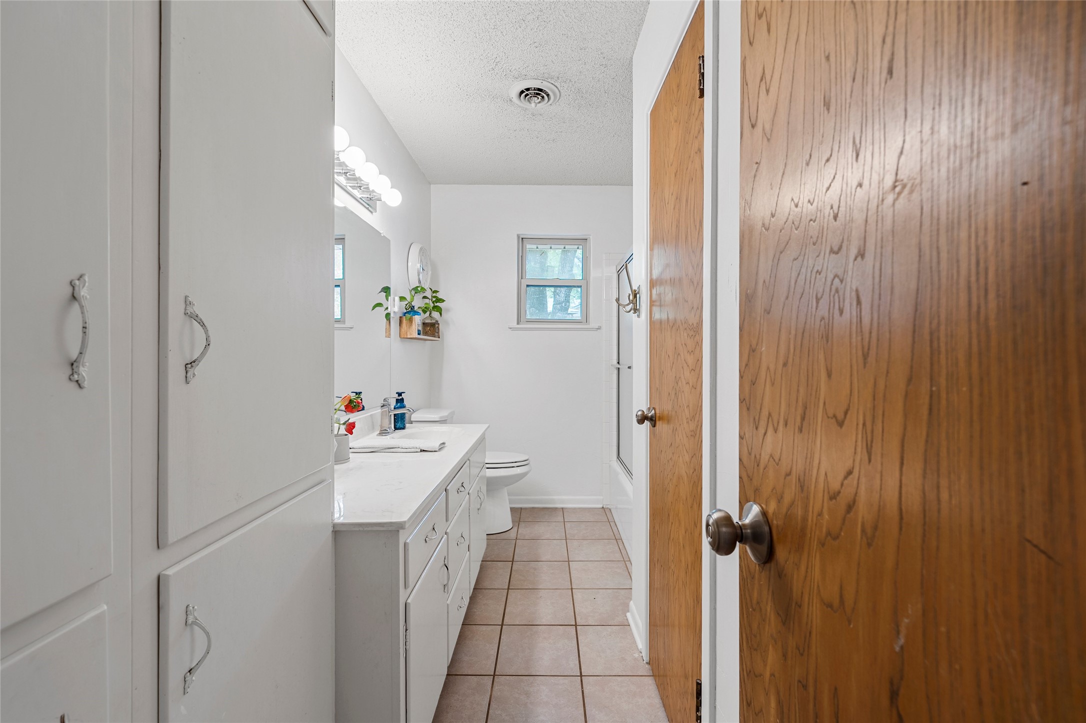 600 Wooded Crest