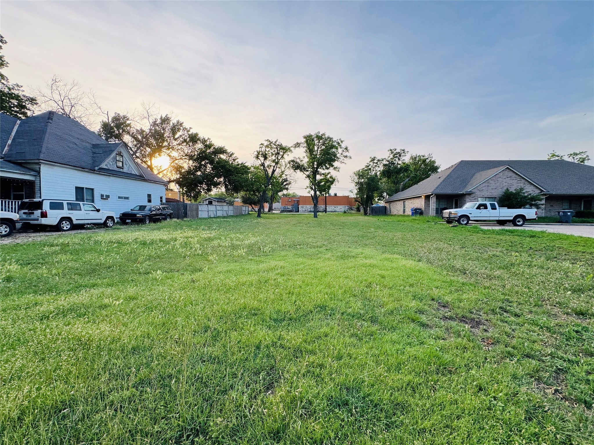 2121 Columbus Avenue