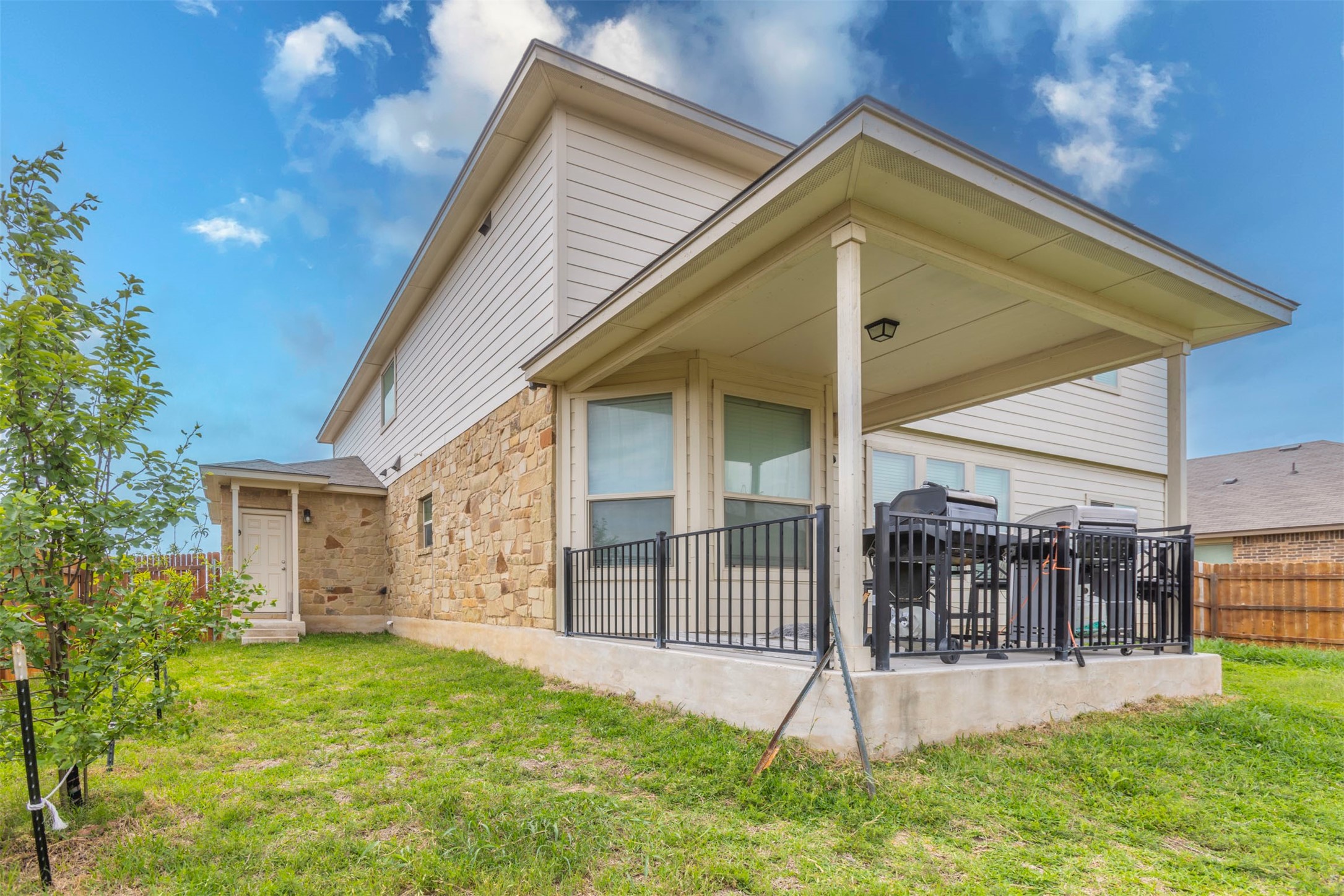 2904 Beutel Road