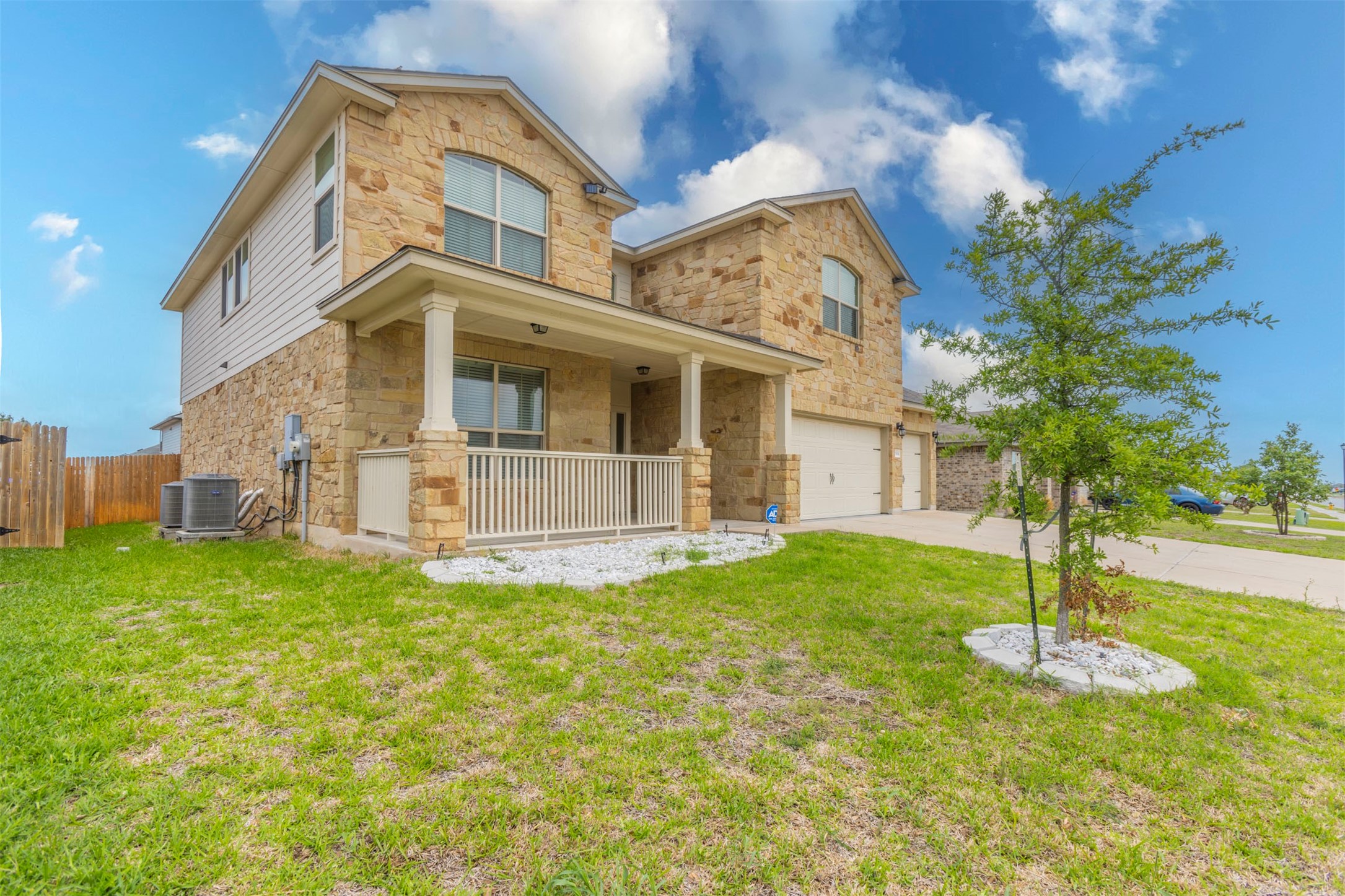 2904 Beutel Road