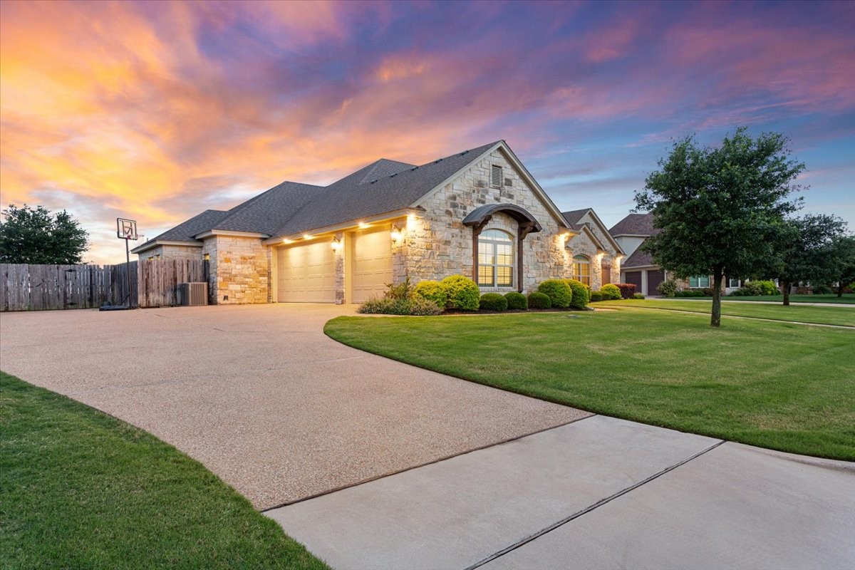 430 Stone Manor Drive