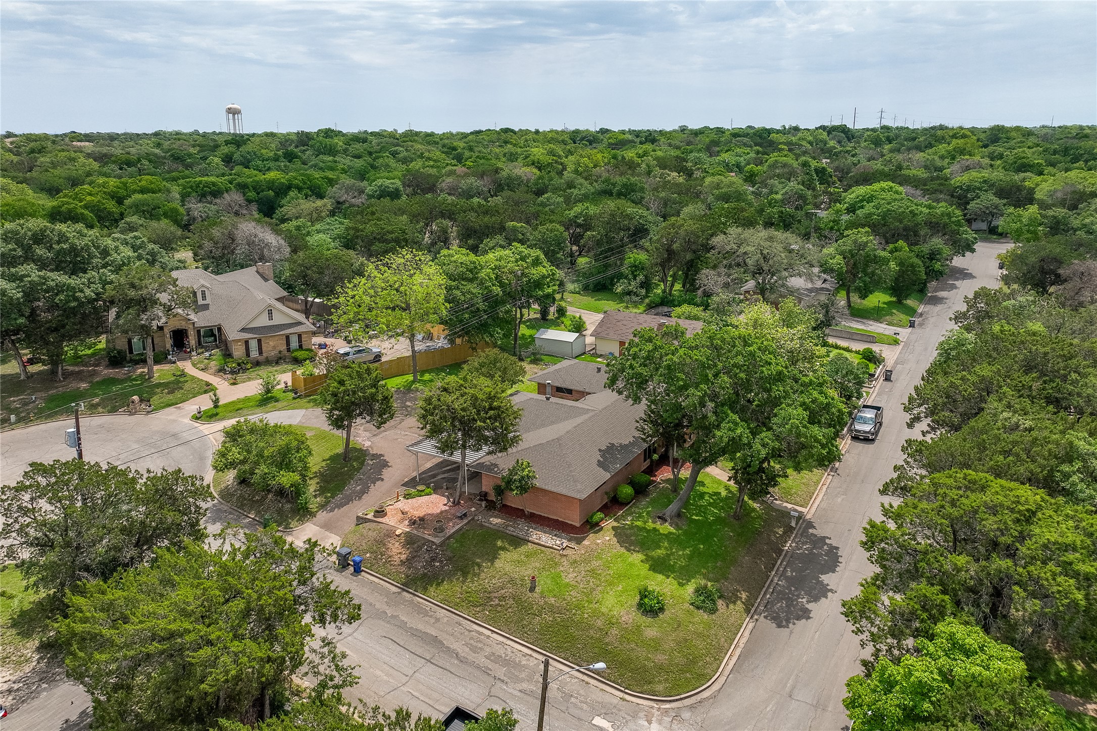 4325 Shady Glen Drive