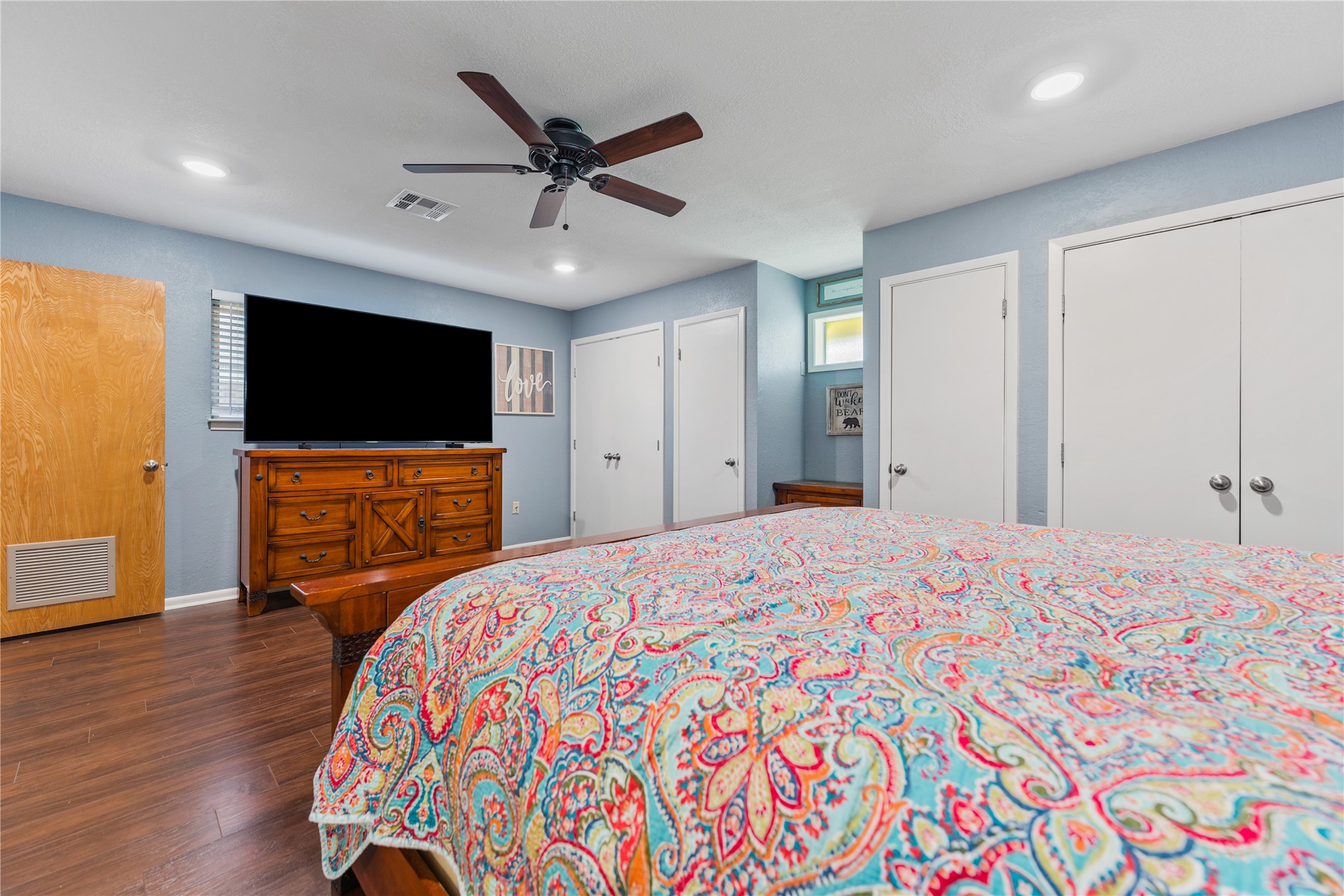 4325 Shady Glen Drive