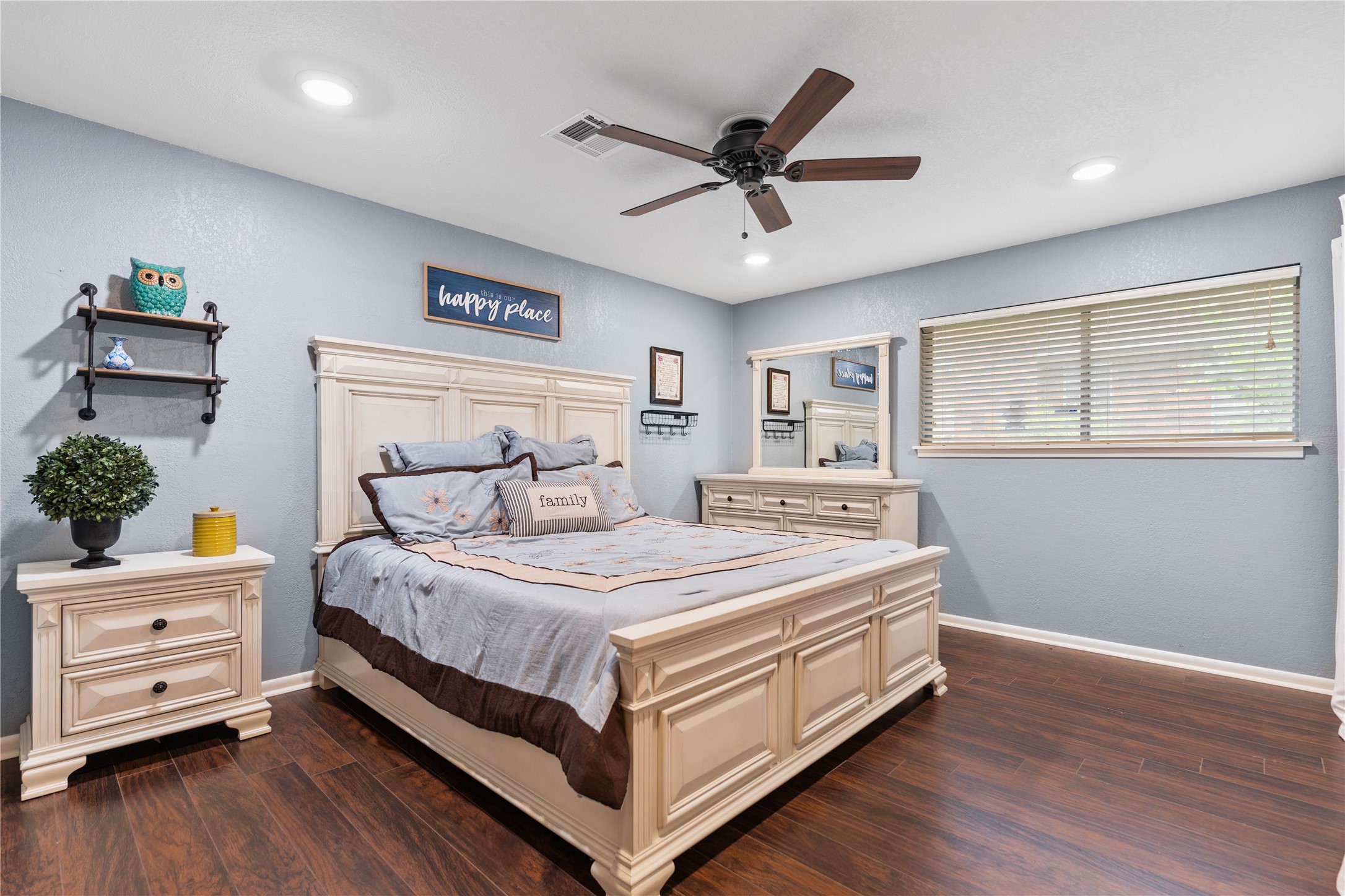 4325 Shady Glen Drive