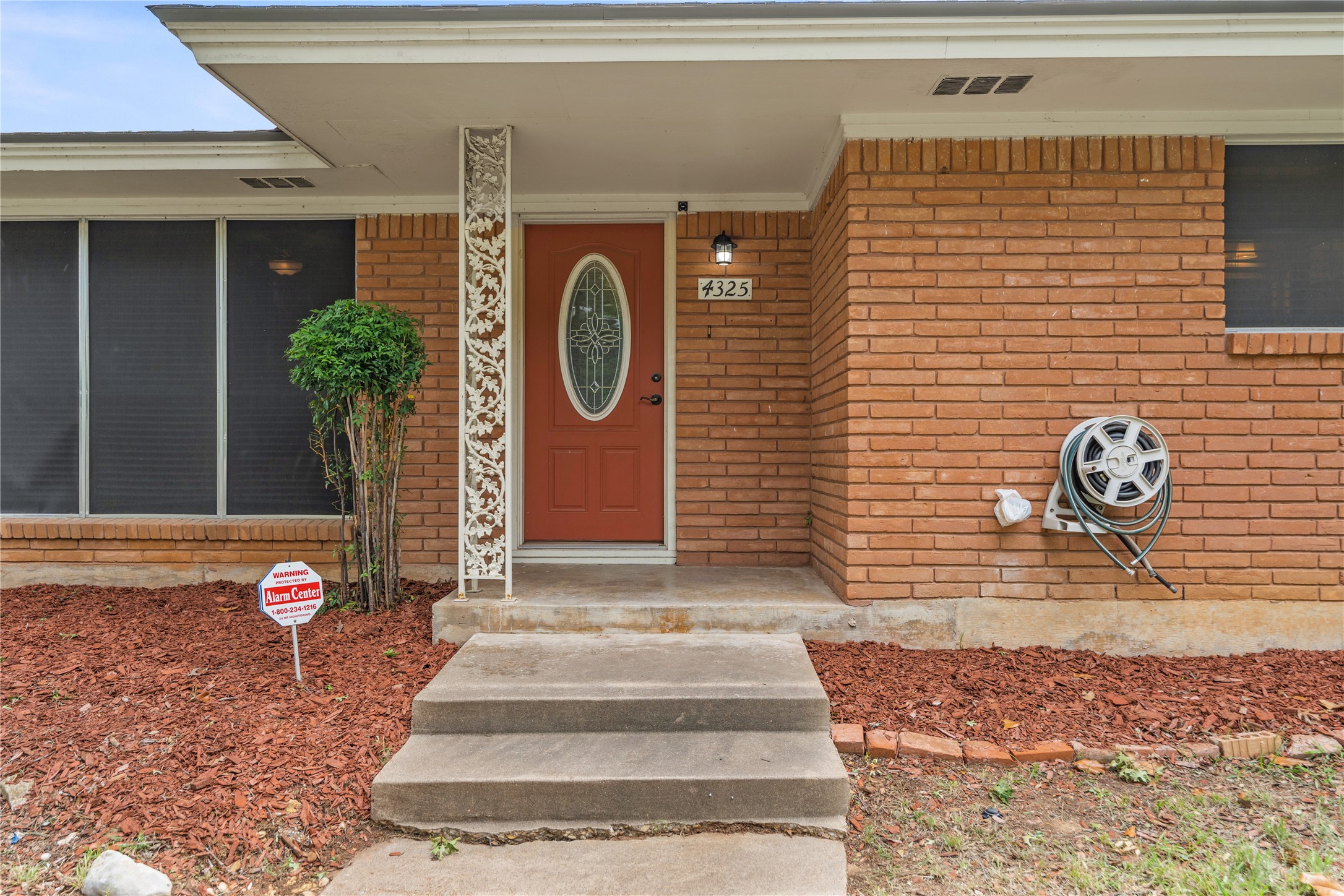 4325 Shady Glen Drive