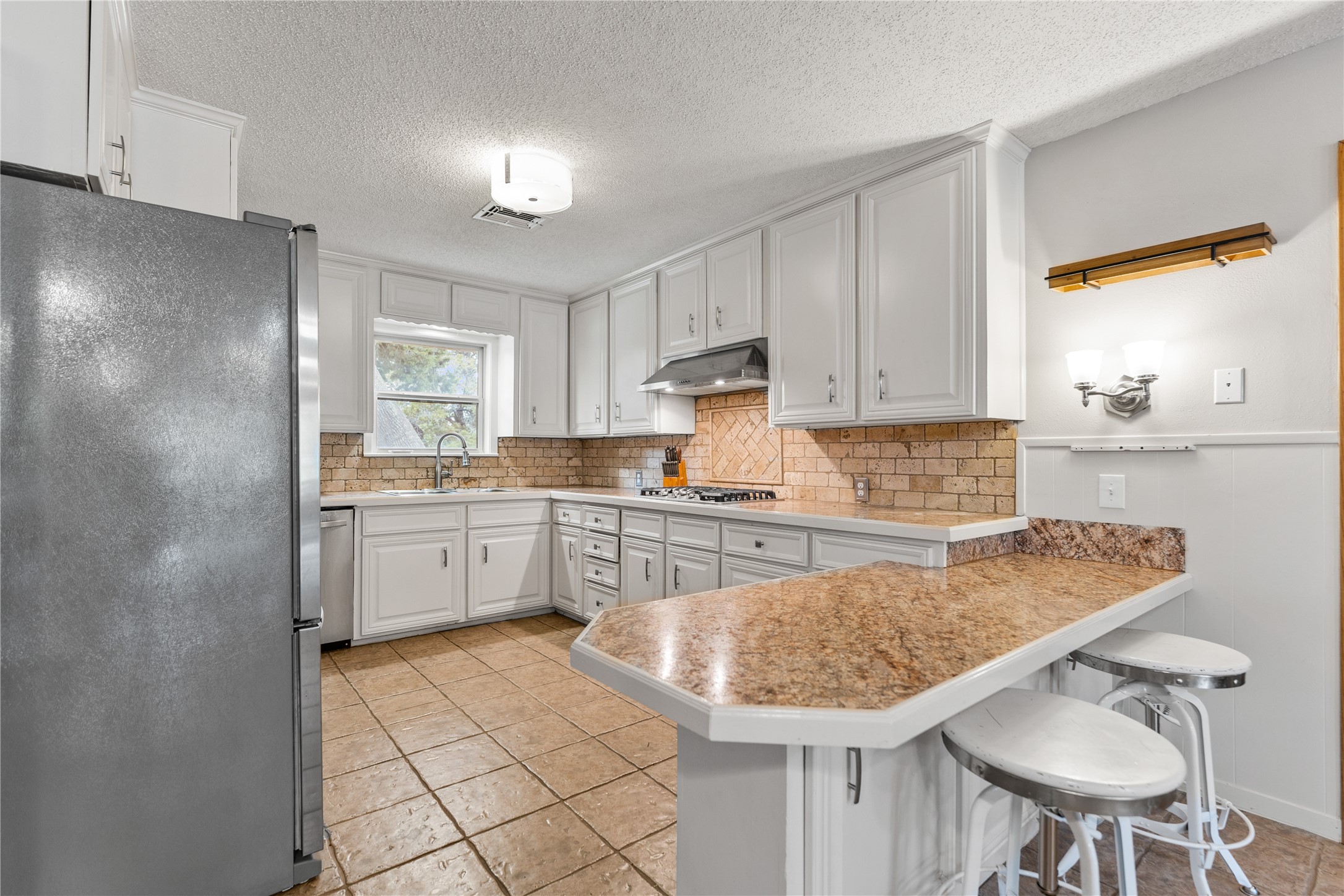 4325 Shady Glen Drive