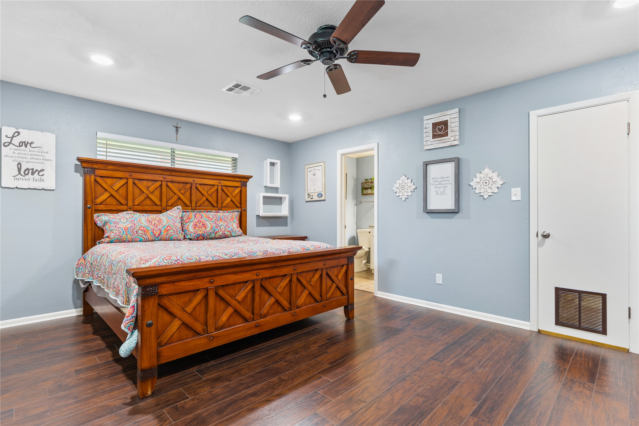 4325 Shady Glen Drive