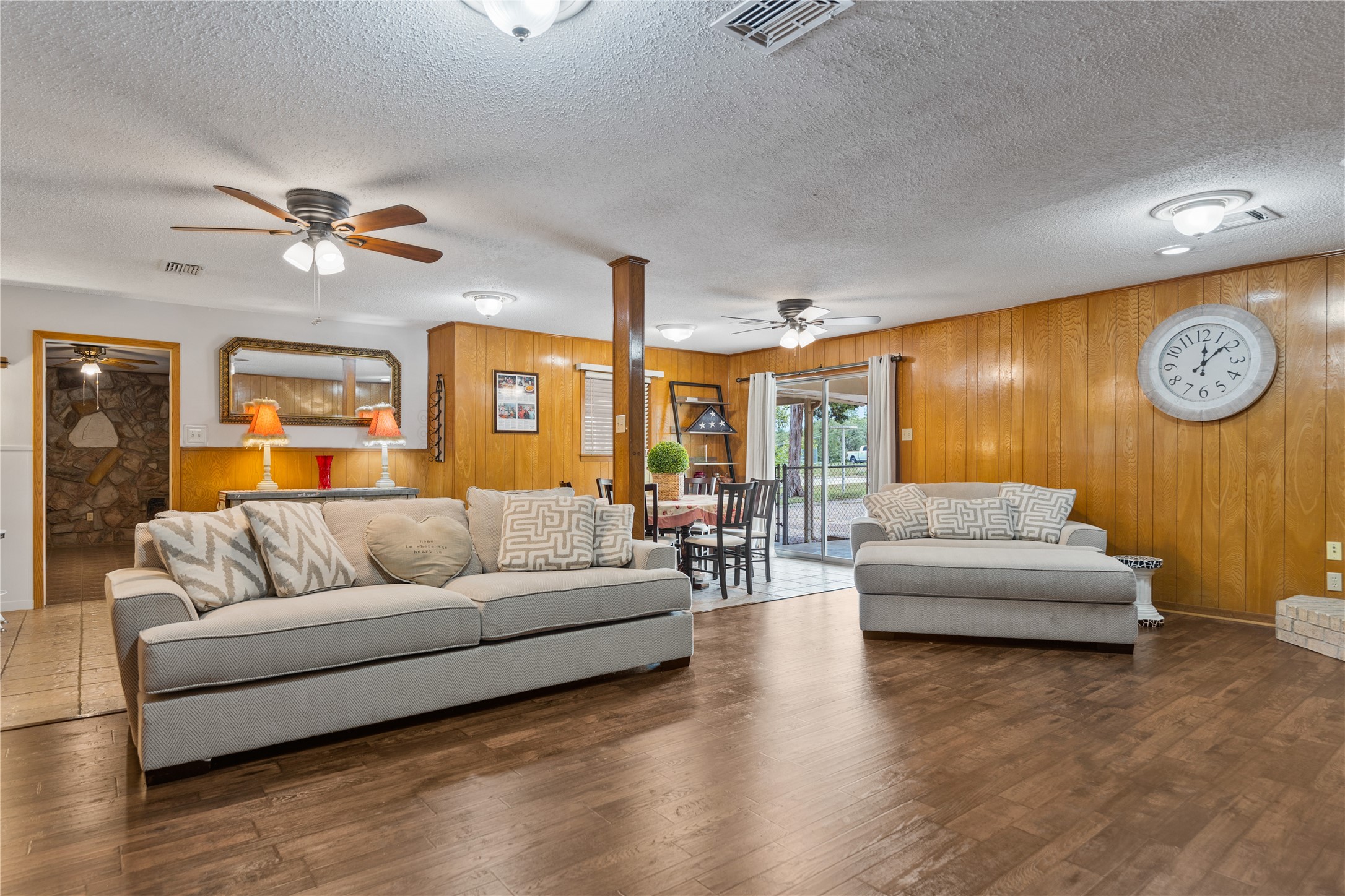 4325 Shady Glen Drive