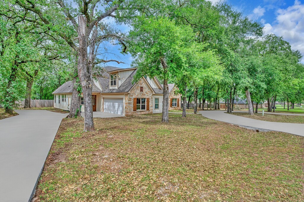 110 Sherwood Oaks Drive