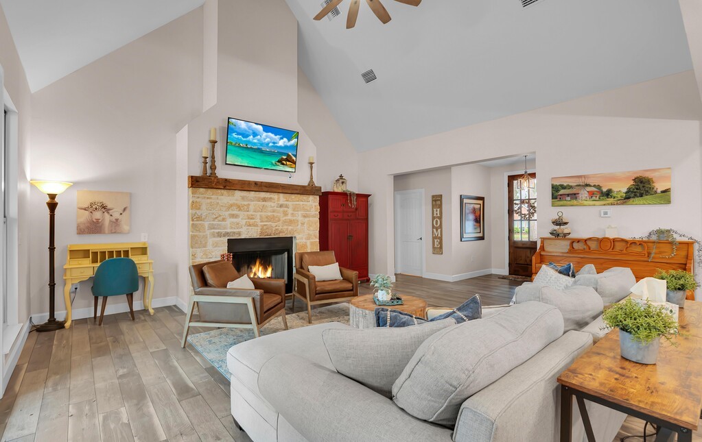 110 Sherwood Oaks Drive