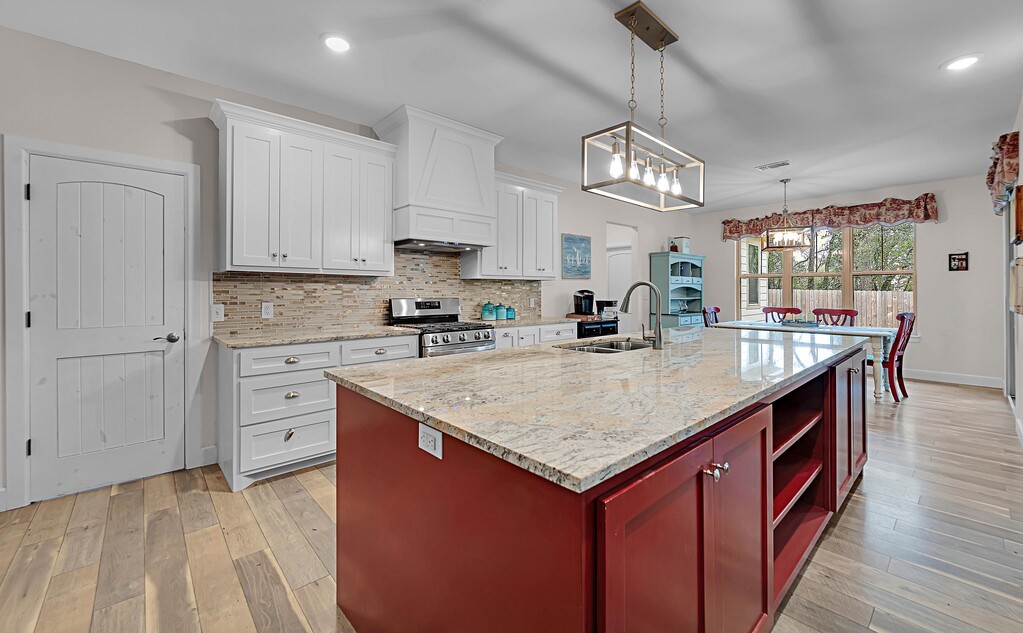 110 Sherwood Oaks Drive