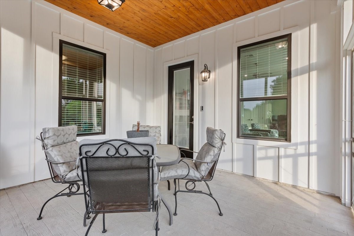 207 Merrifield Drive