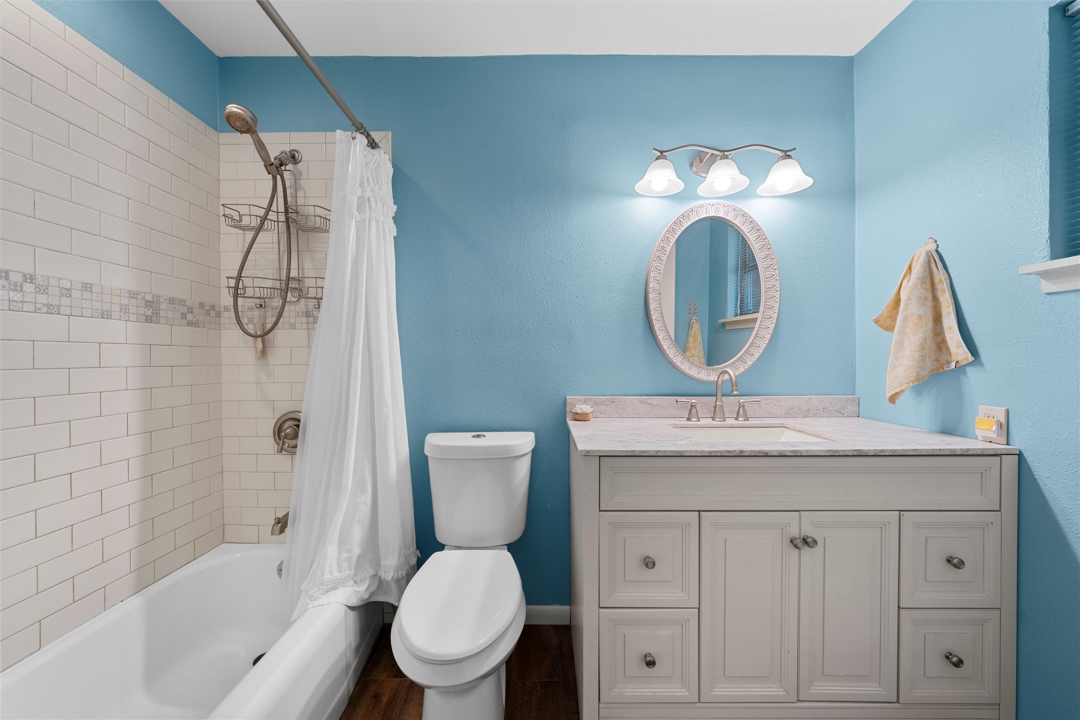 2118 Wooded Acres Drive