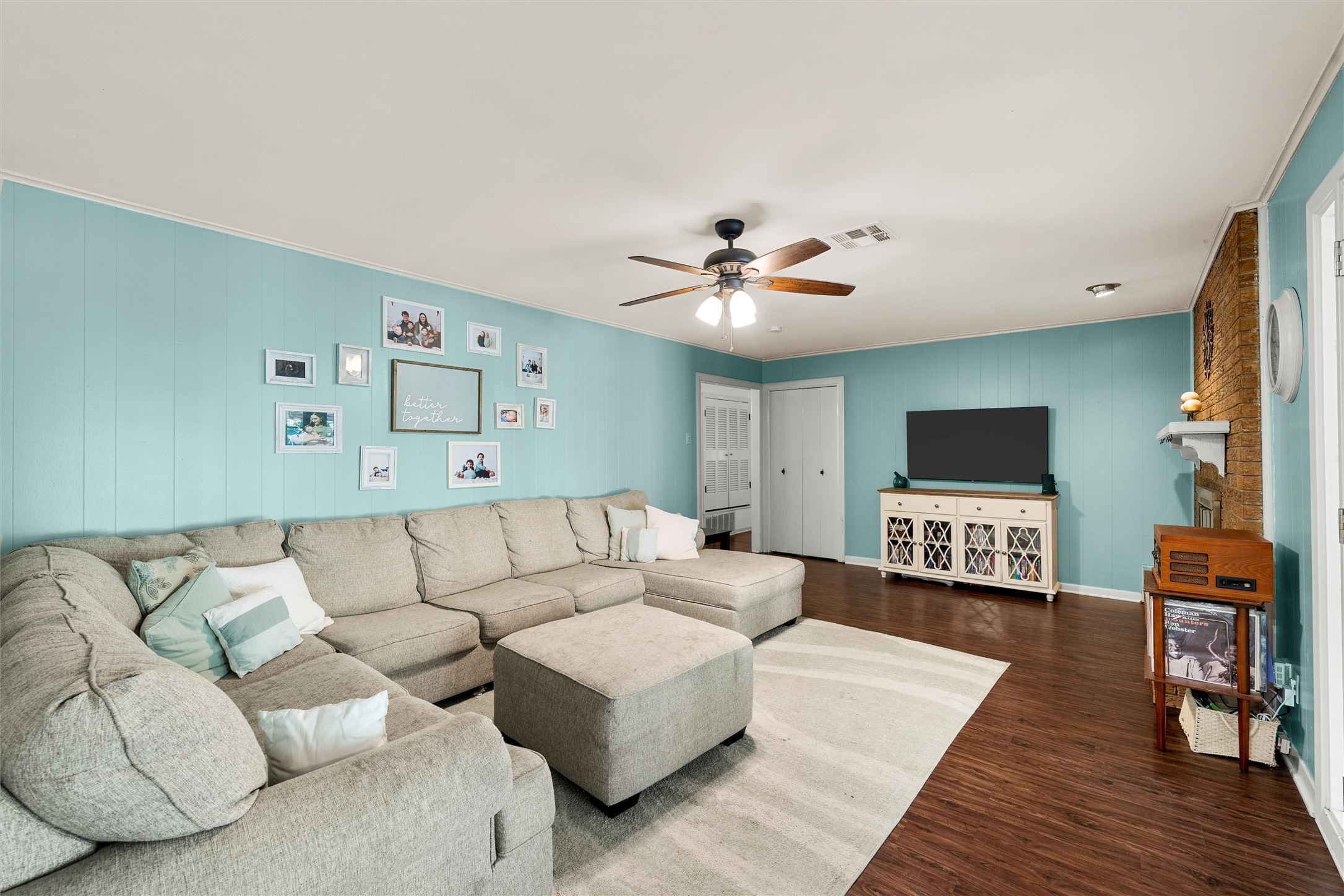 2118 Wooded Acres Drive