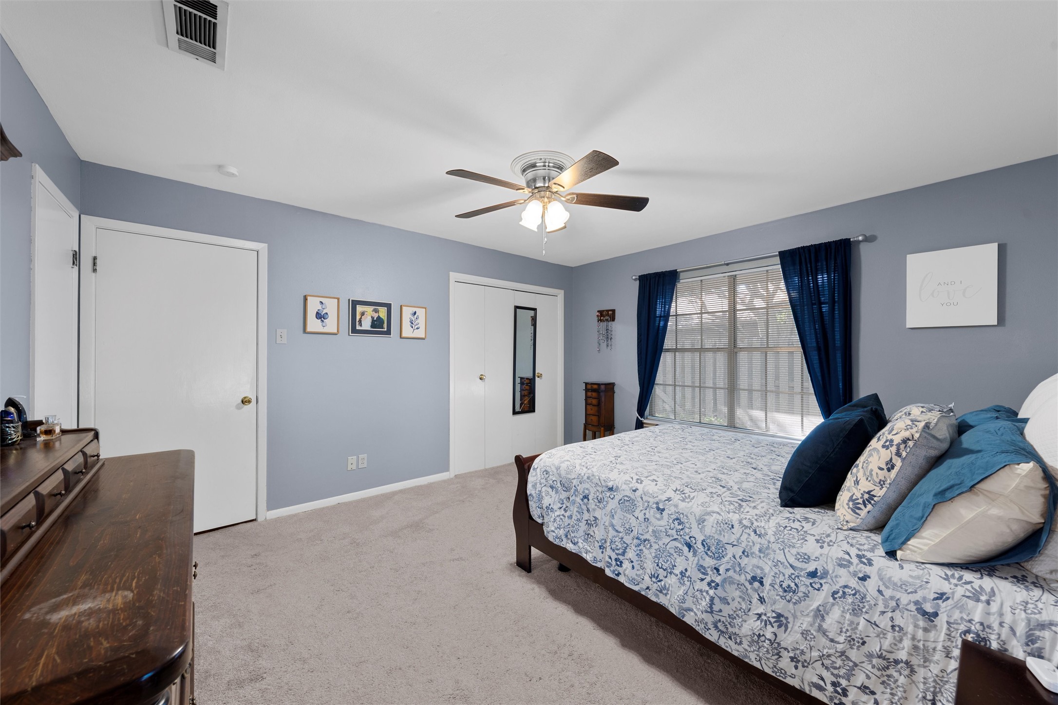 2118 Wooded Acres Drive