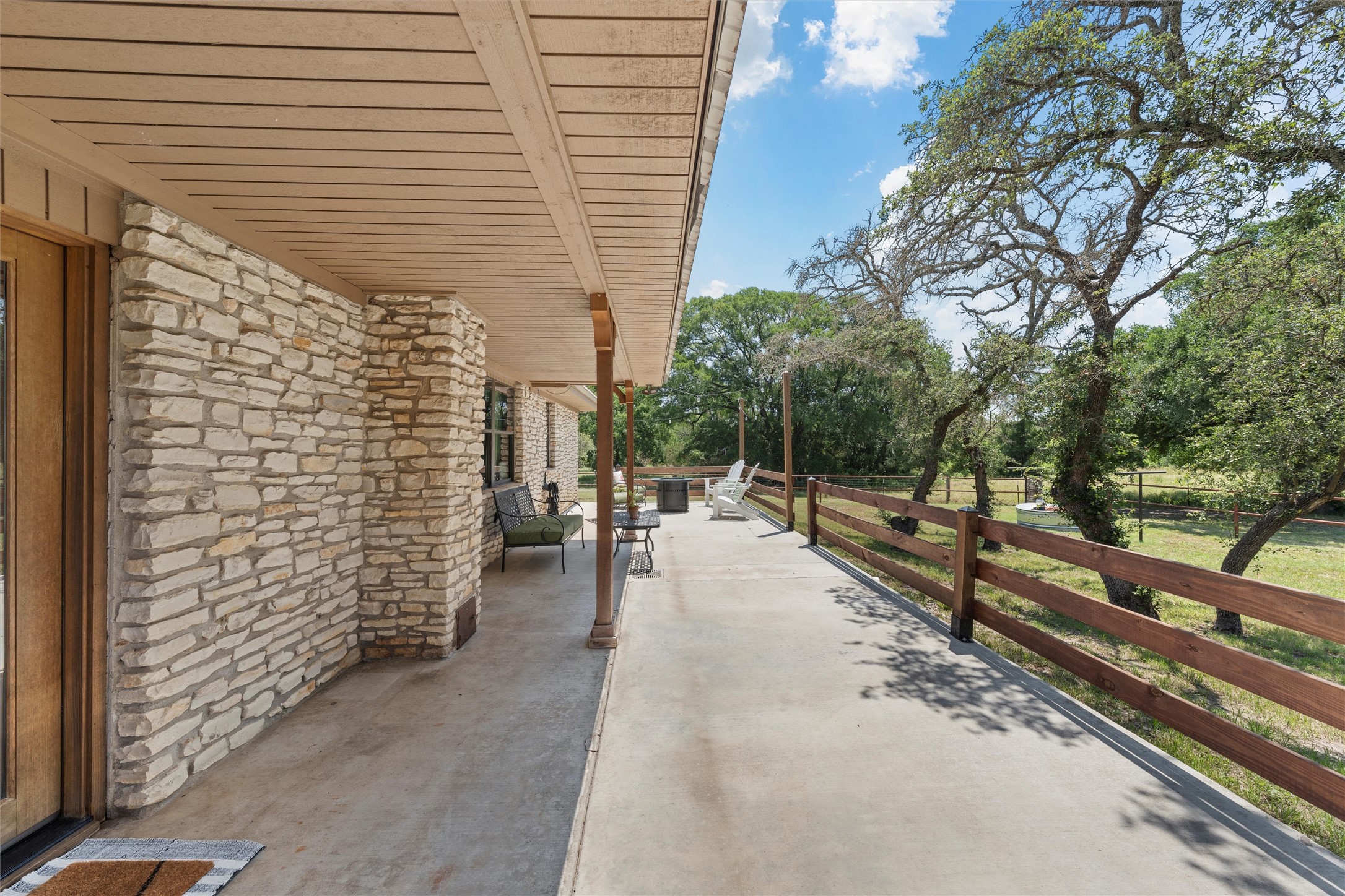 10048 E State Highway 36