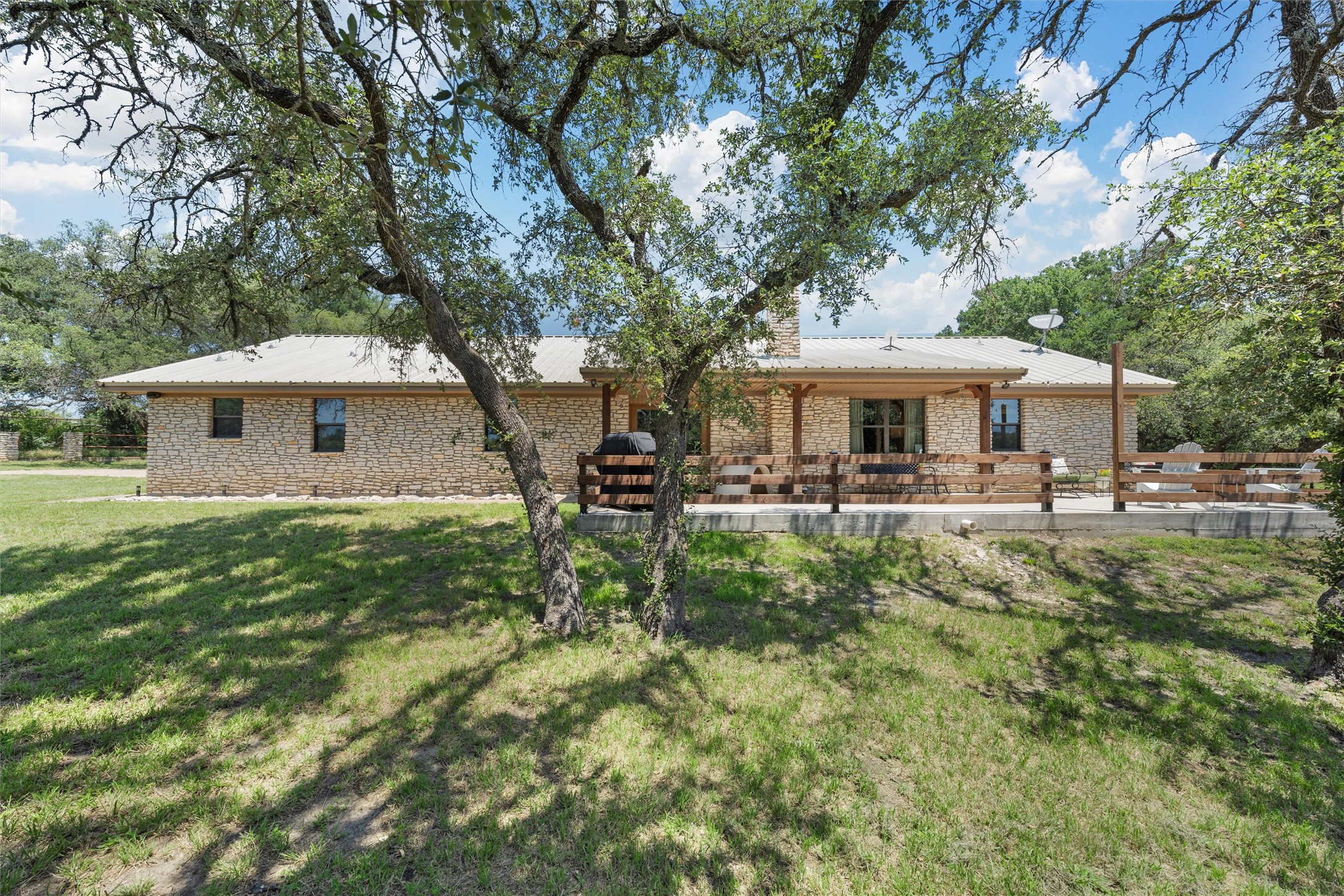 10048 E State Highway 36