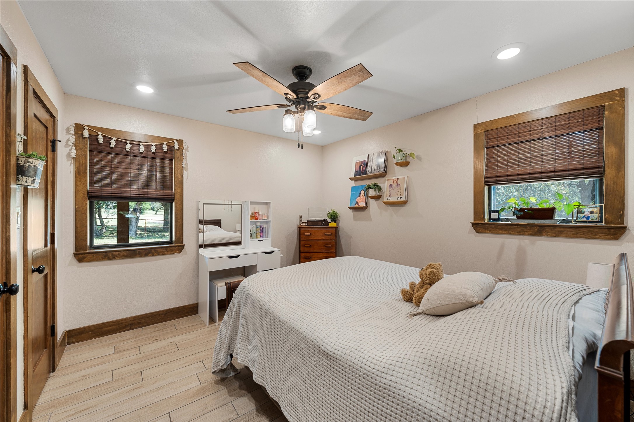 10048 E State Highway 36