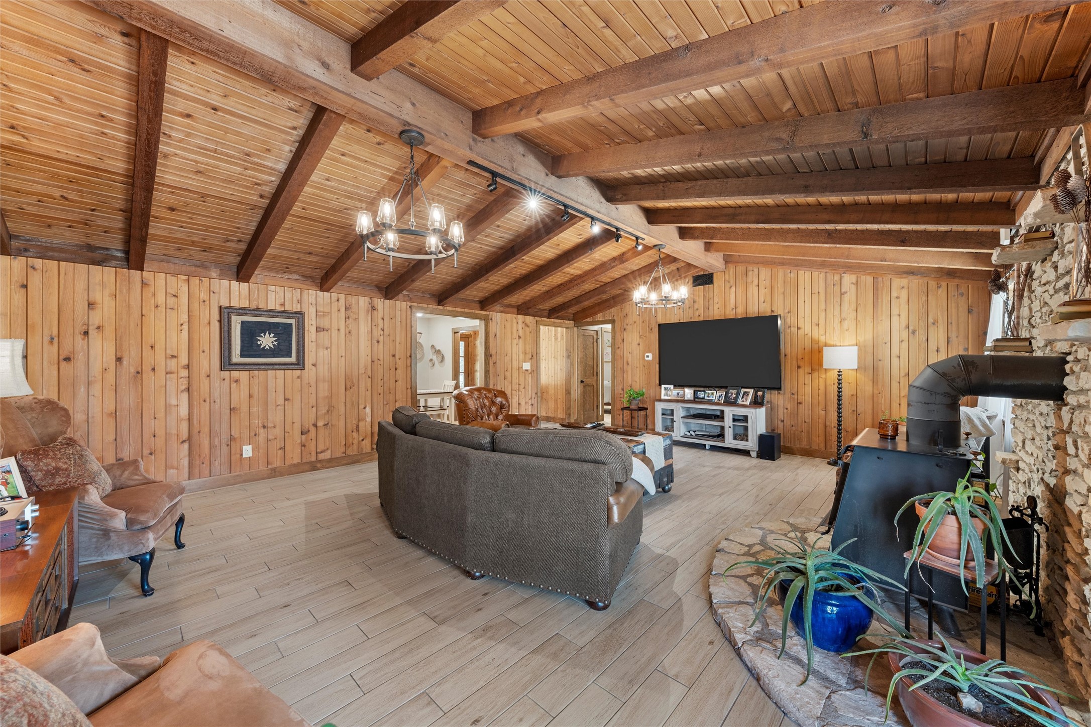 10048 E State Highway 36