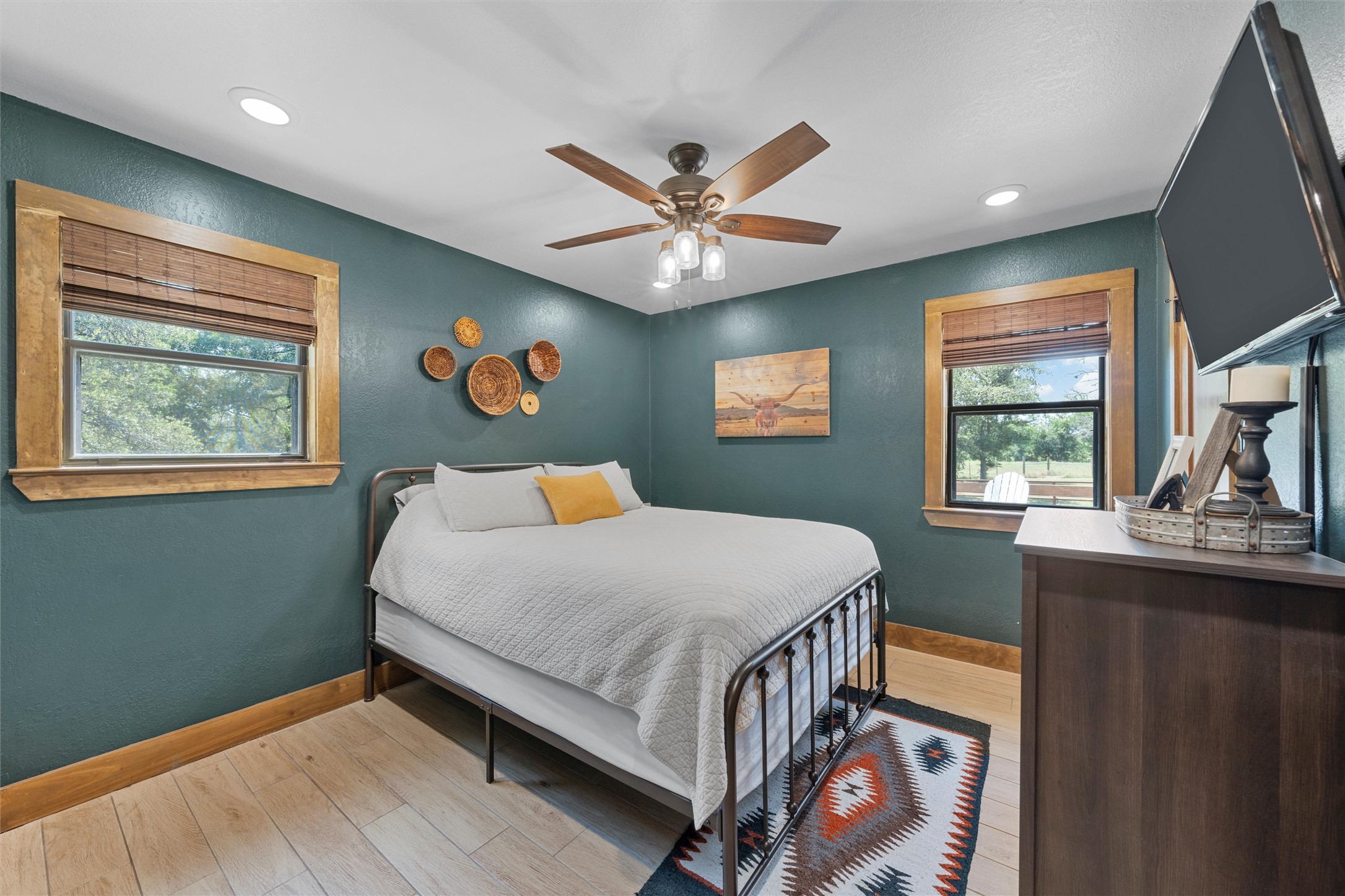 10048 E State Highway 36