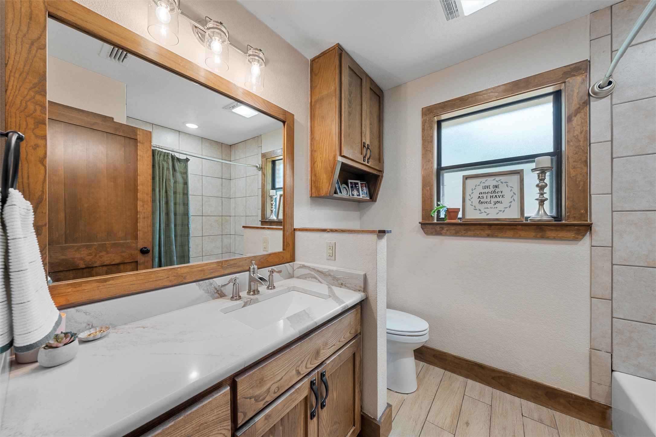 10048 E State Highway 36