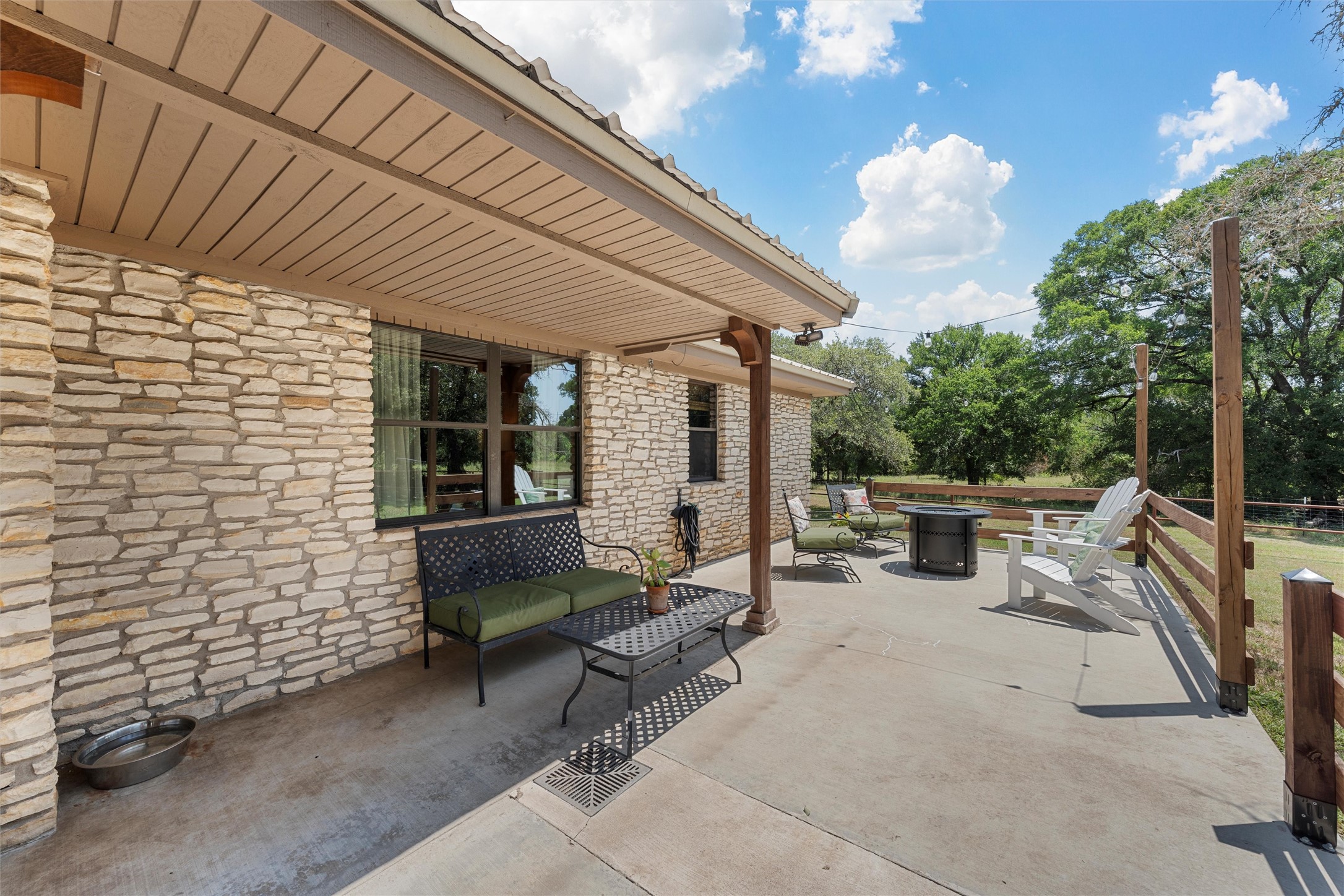 10048 E State Highway 36