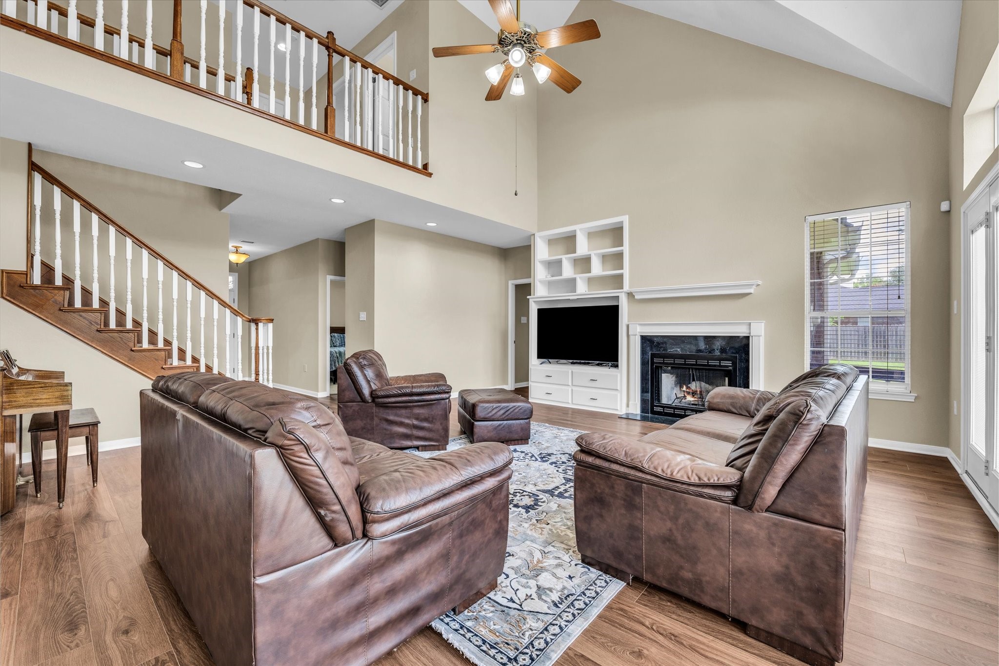 838 Country Lane Drive