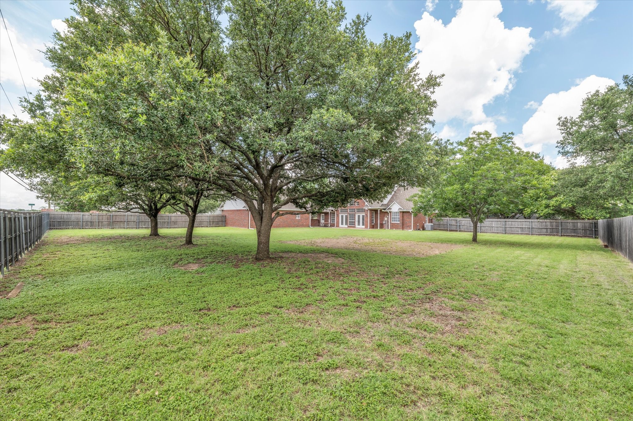 838 Country Lane Drive