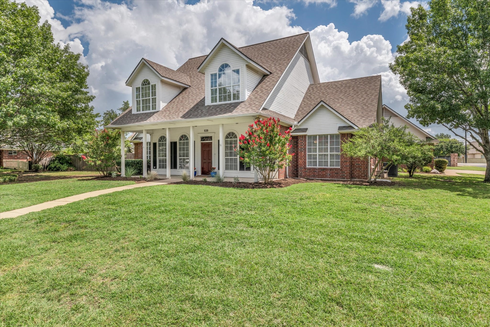 838 Country Lane Drive