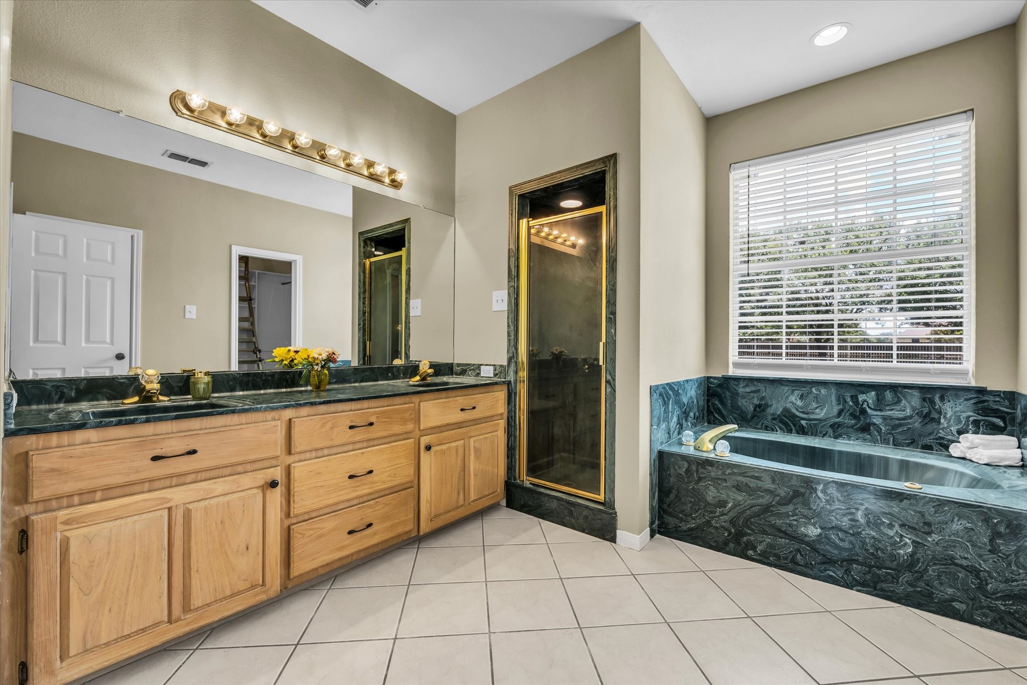 838 Country Lane Drive