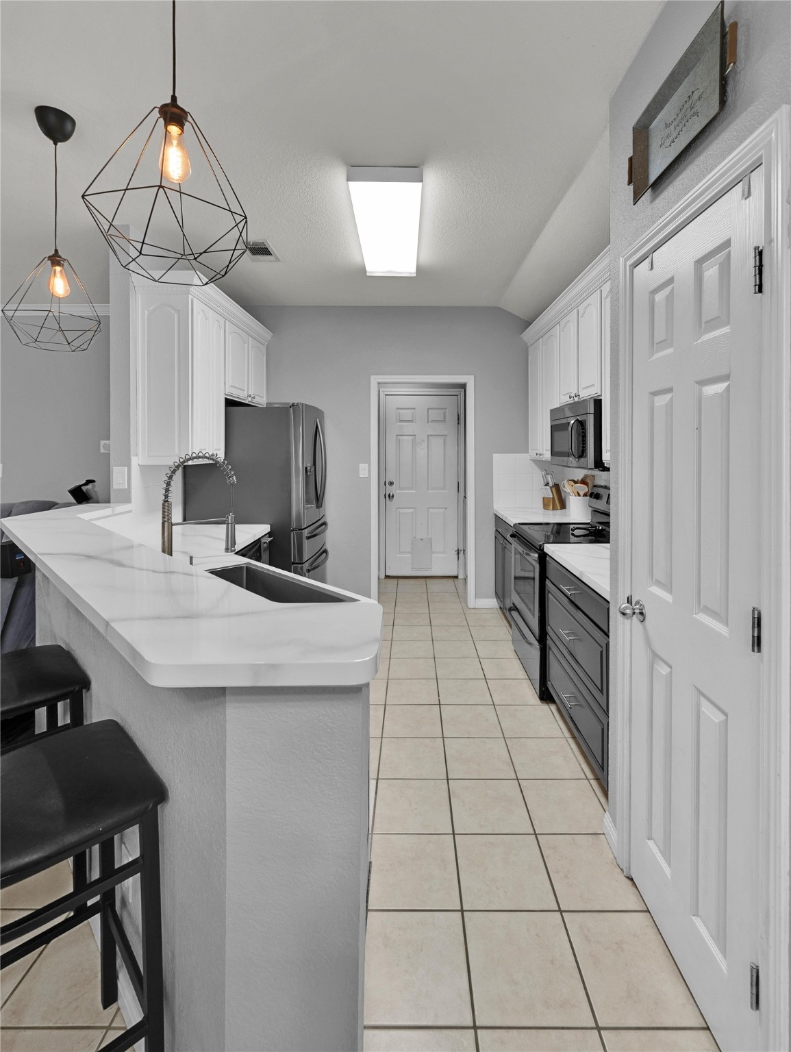 2932 Palomino Trail