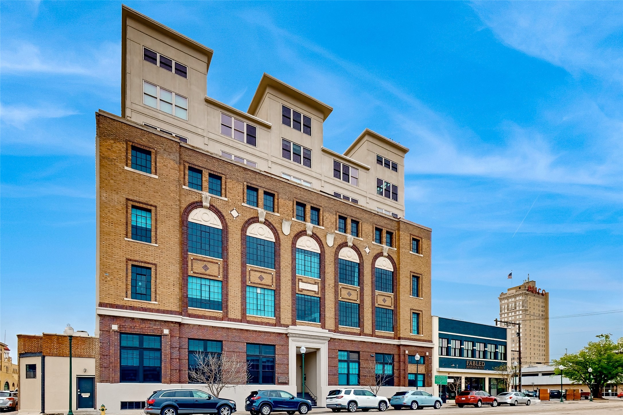 219 S 4th Street 402