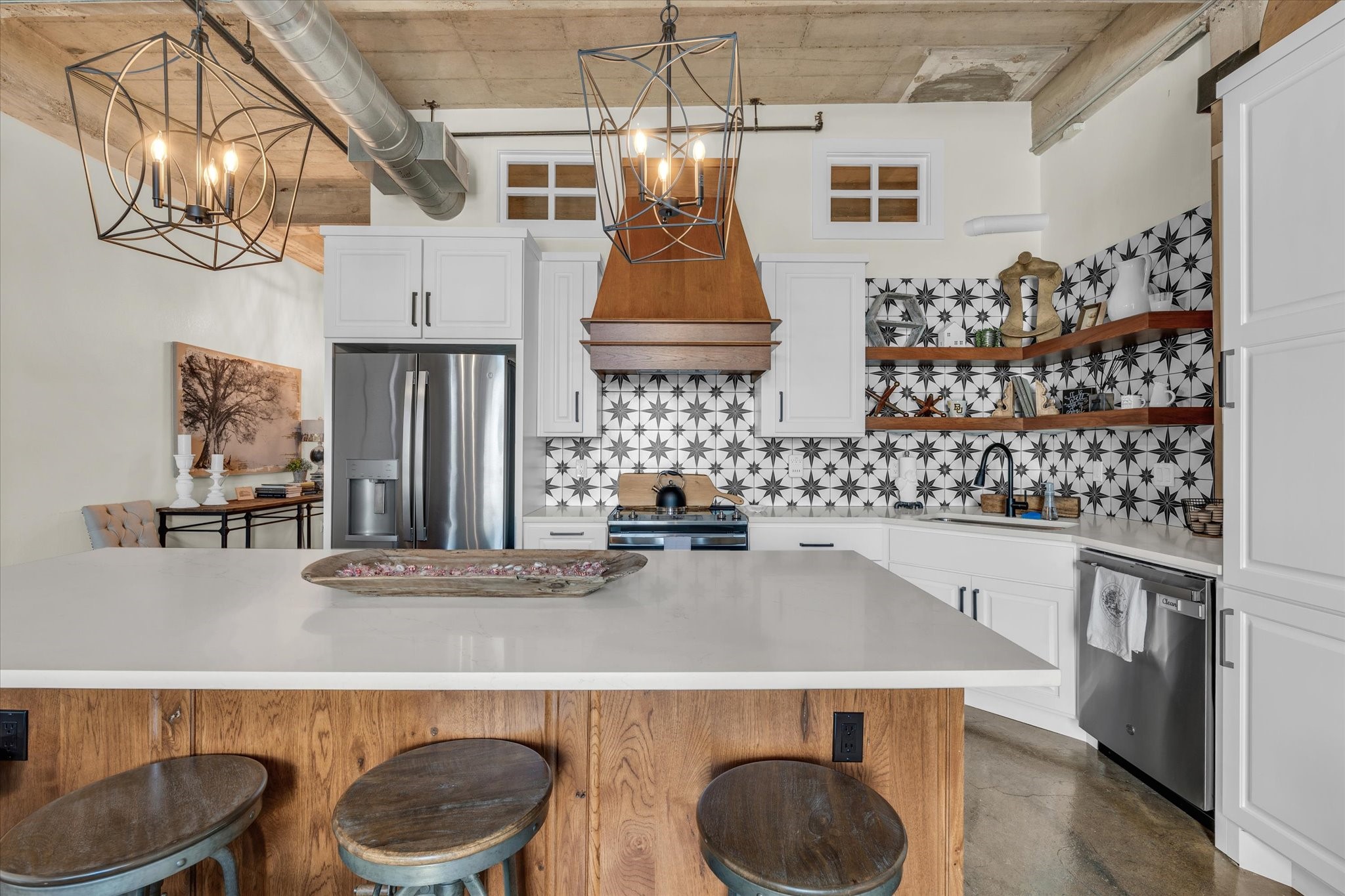 219 S 4th Street 402