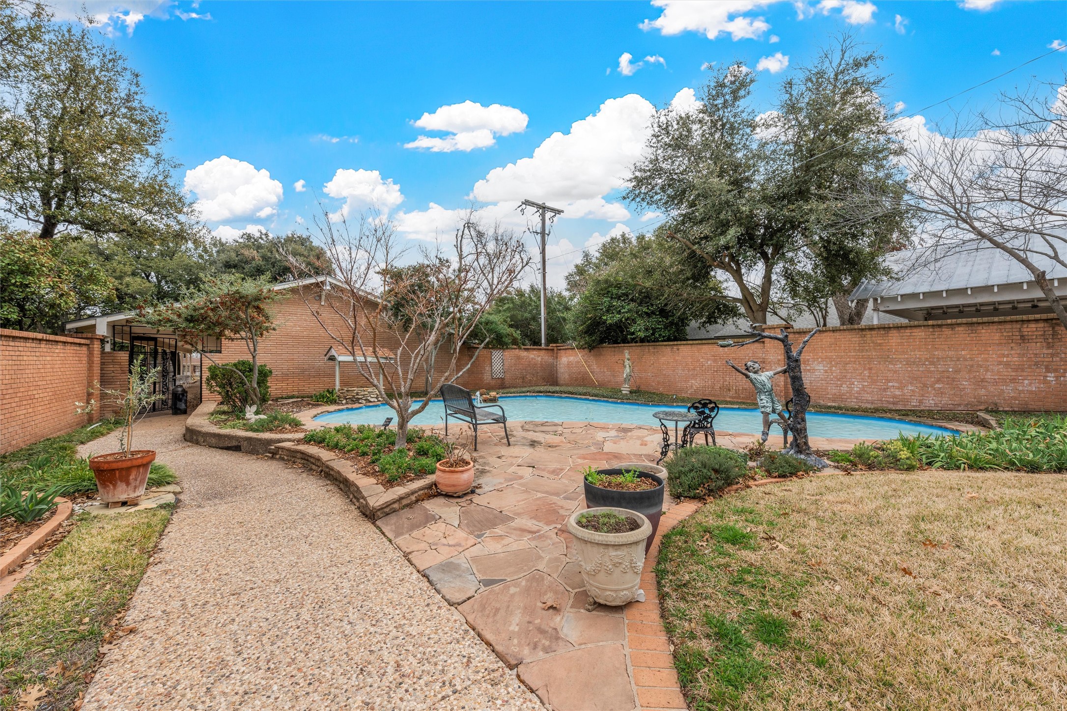 4924 Cobbs Drive 2G