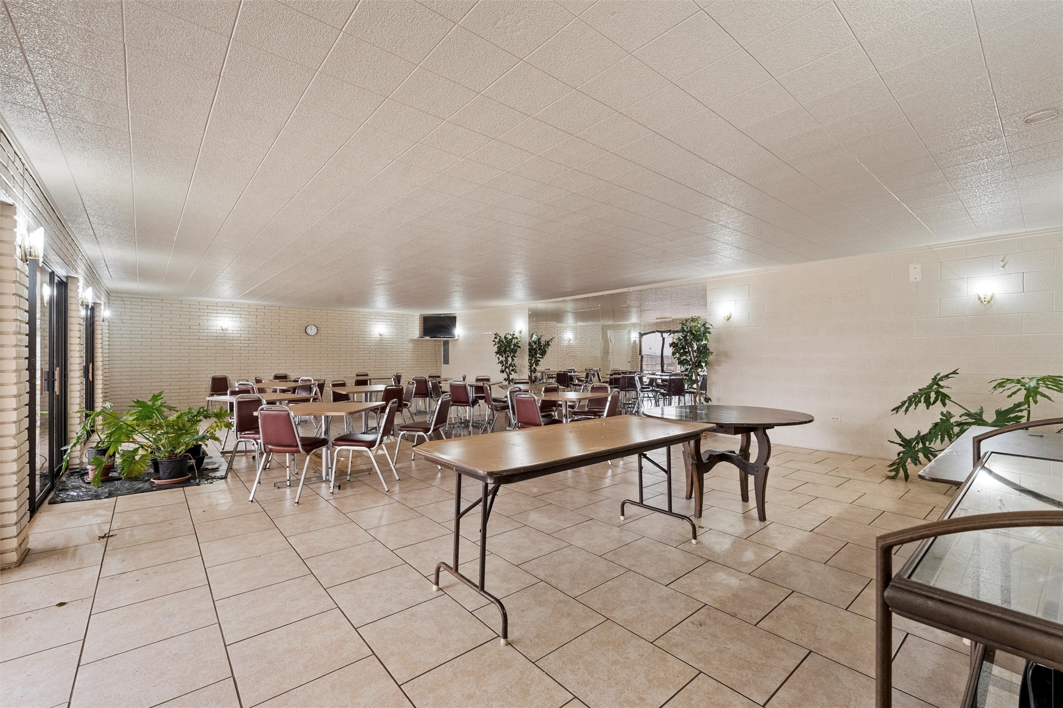 4924 Cobbs Drive 2G